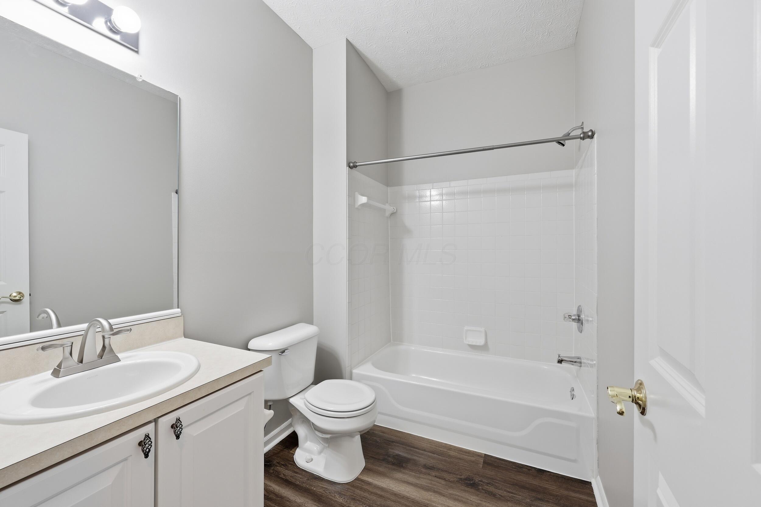 6498 Ringsend Court Property Photo 29