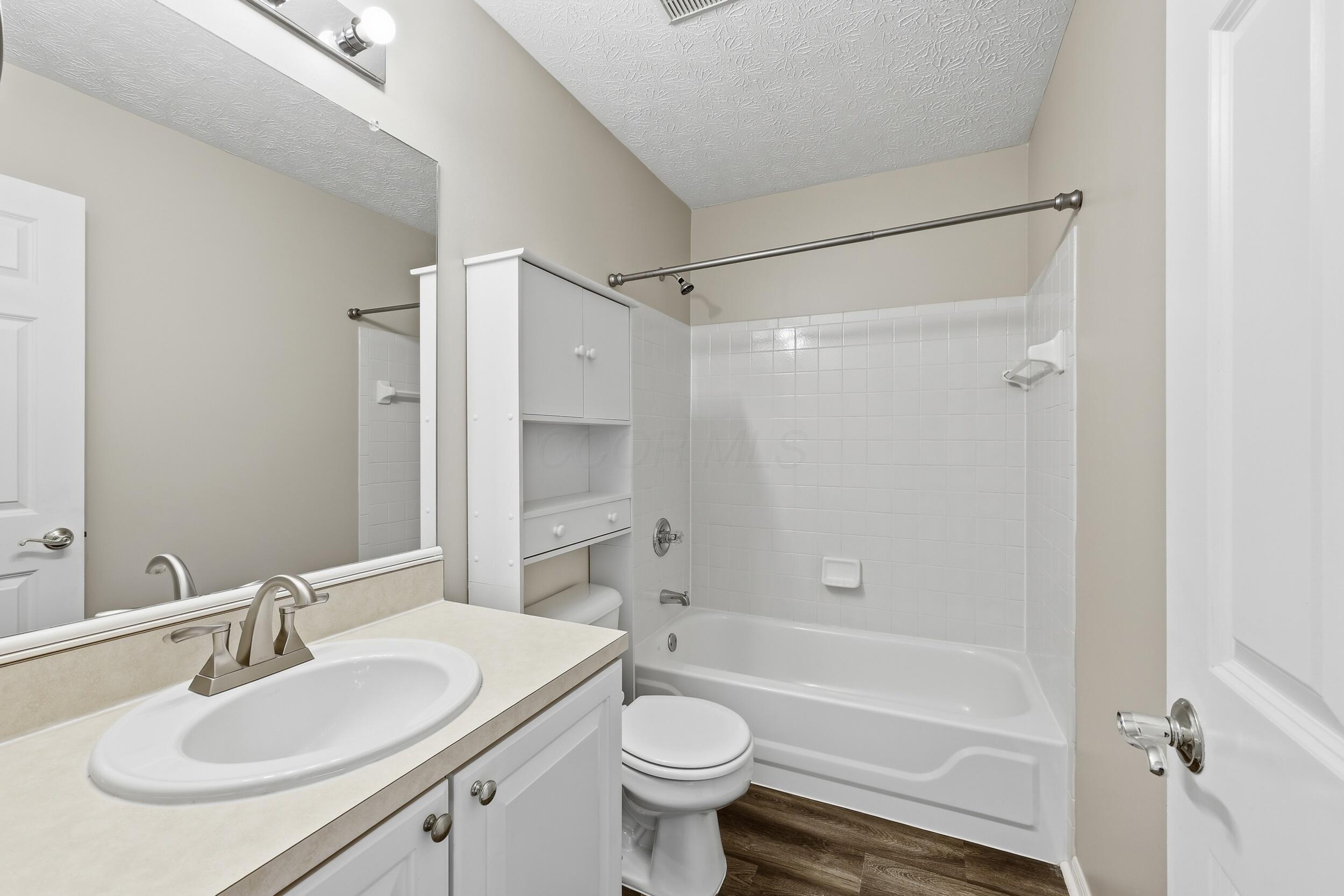 6498 Ringsend Court Property Photo 36