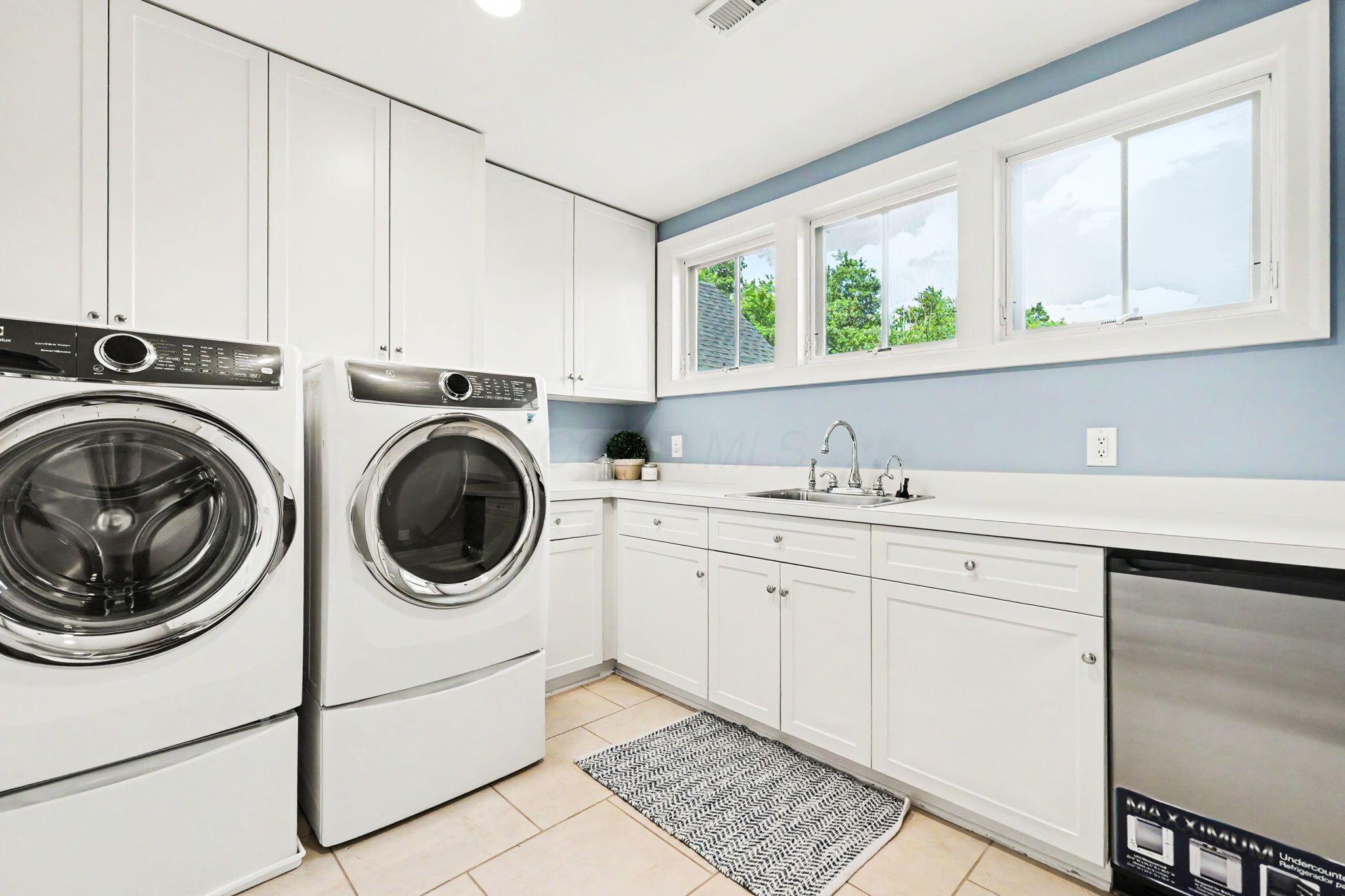 5114 Harlem Road Property Photo 52