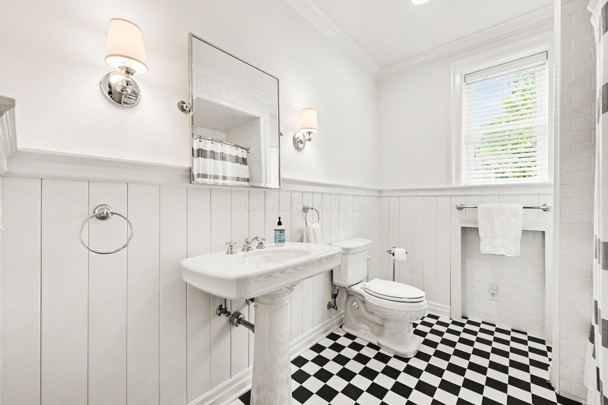5114 Harlem Road Property Photo 57