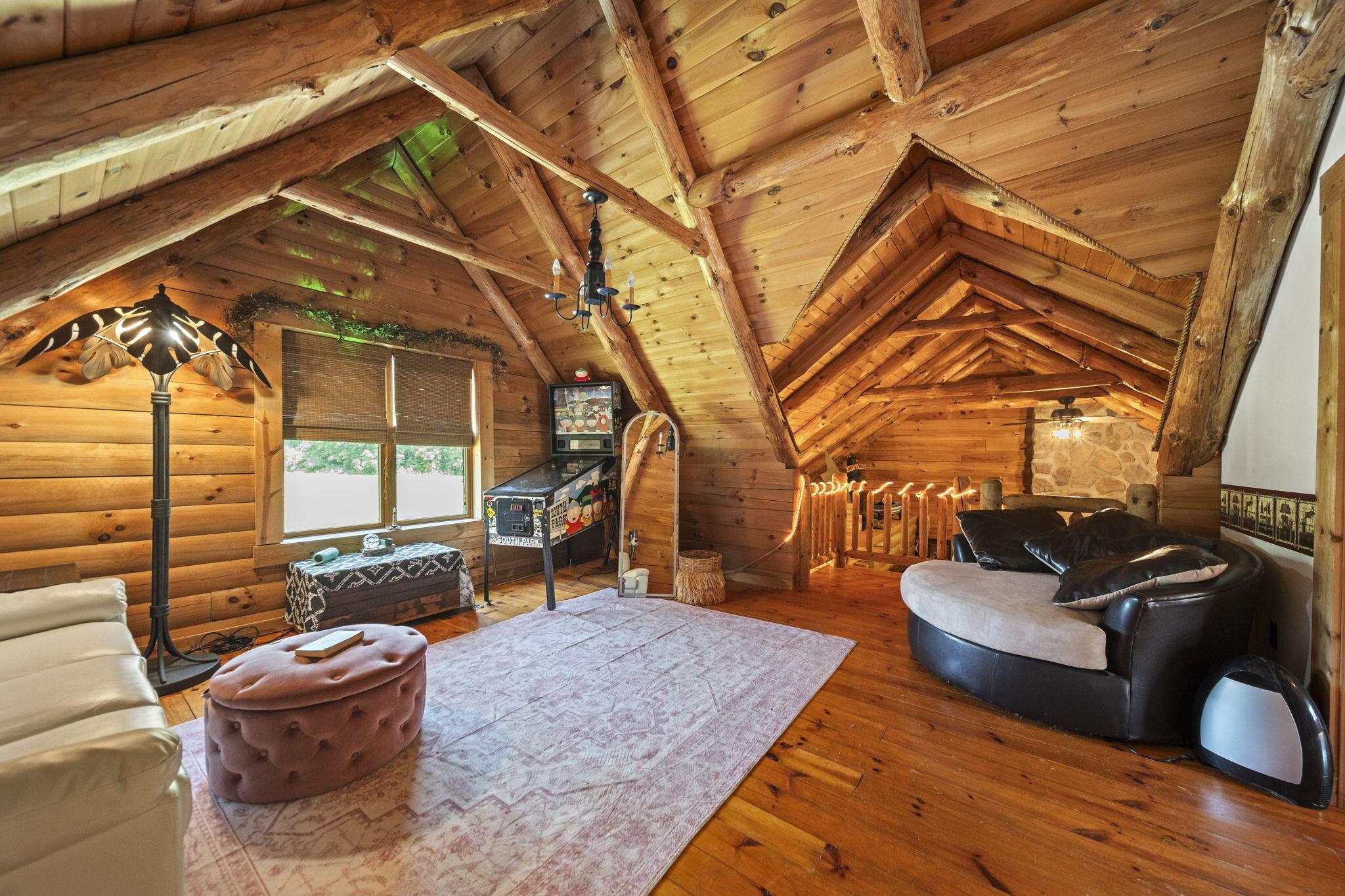 4073 Turkey Ridge Road Property Photo 8