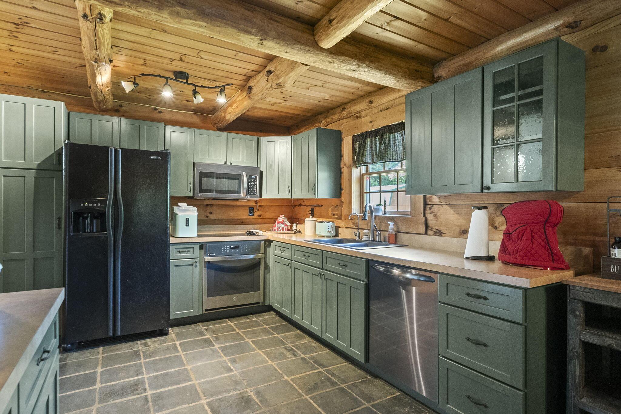 4073 Turkey Ridge Road Property Photo 11