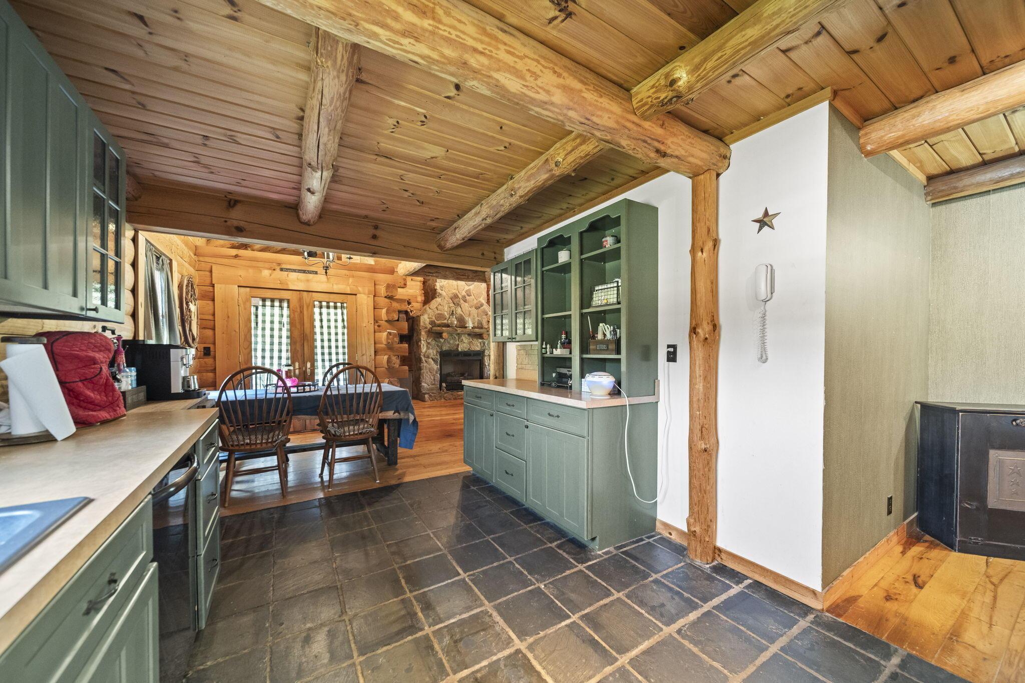 4073 Turkey Ridge Road Property Photo 13