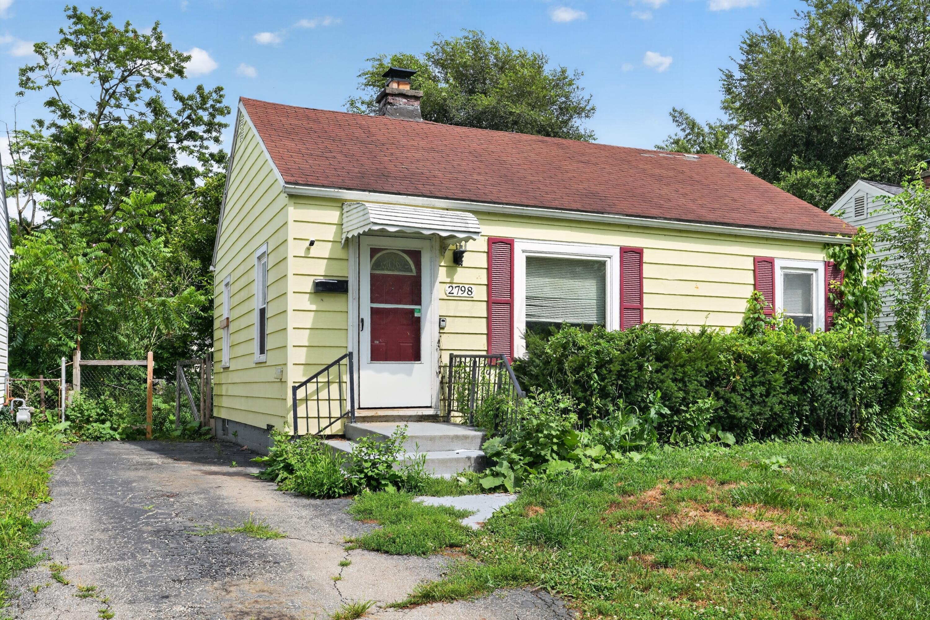 2798 Hiawatha Street Property Photo 1