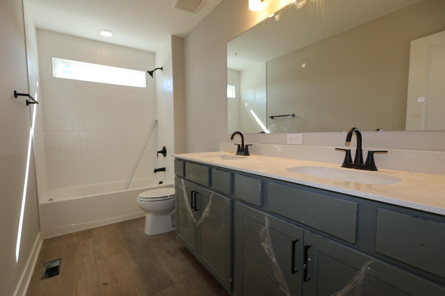 9624 Riley Road Property Photo 12