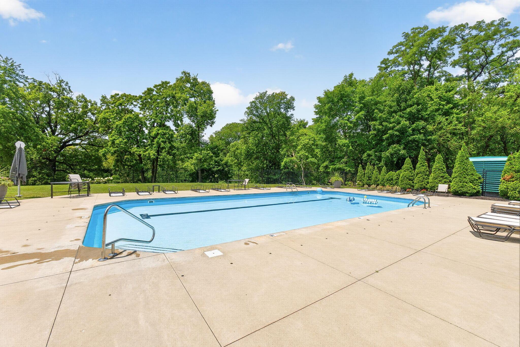 1000 Urlin Avenue, 1415 Property Photo 25