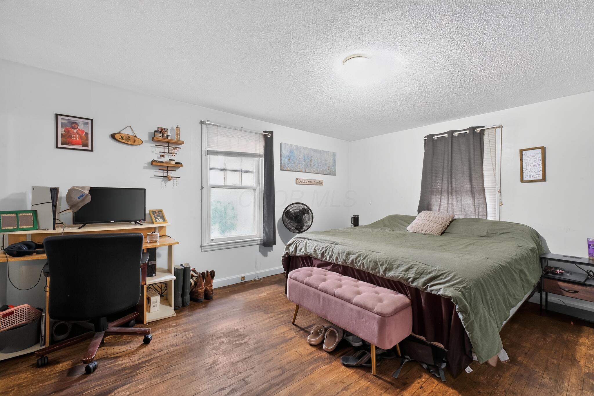 10 Oak Street Property Photo 26