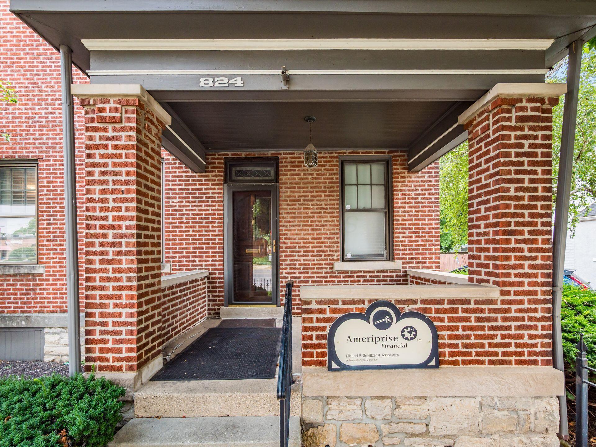 824 S High Street, 3 Property Photo 7