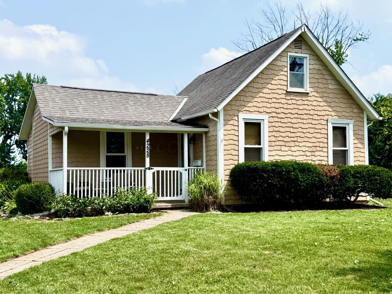 4228 Avery Road Property Photo 1