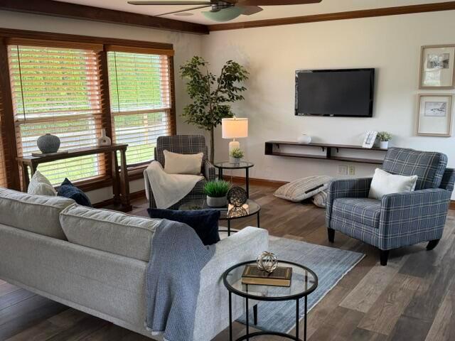 4228 Avery Road Property Photo 6