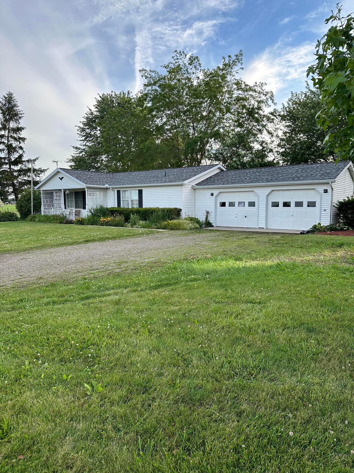 9855 County Road 35 Property Photo 1