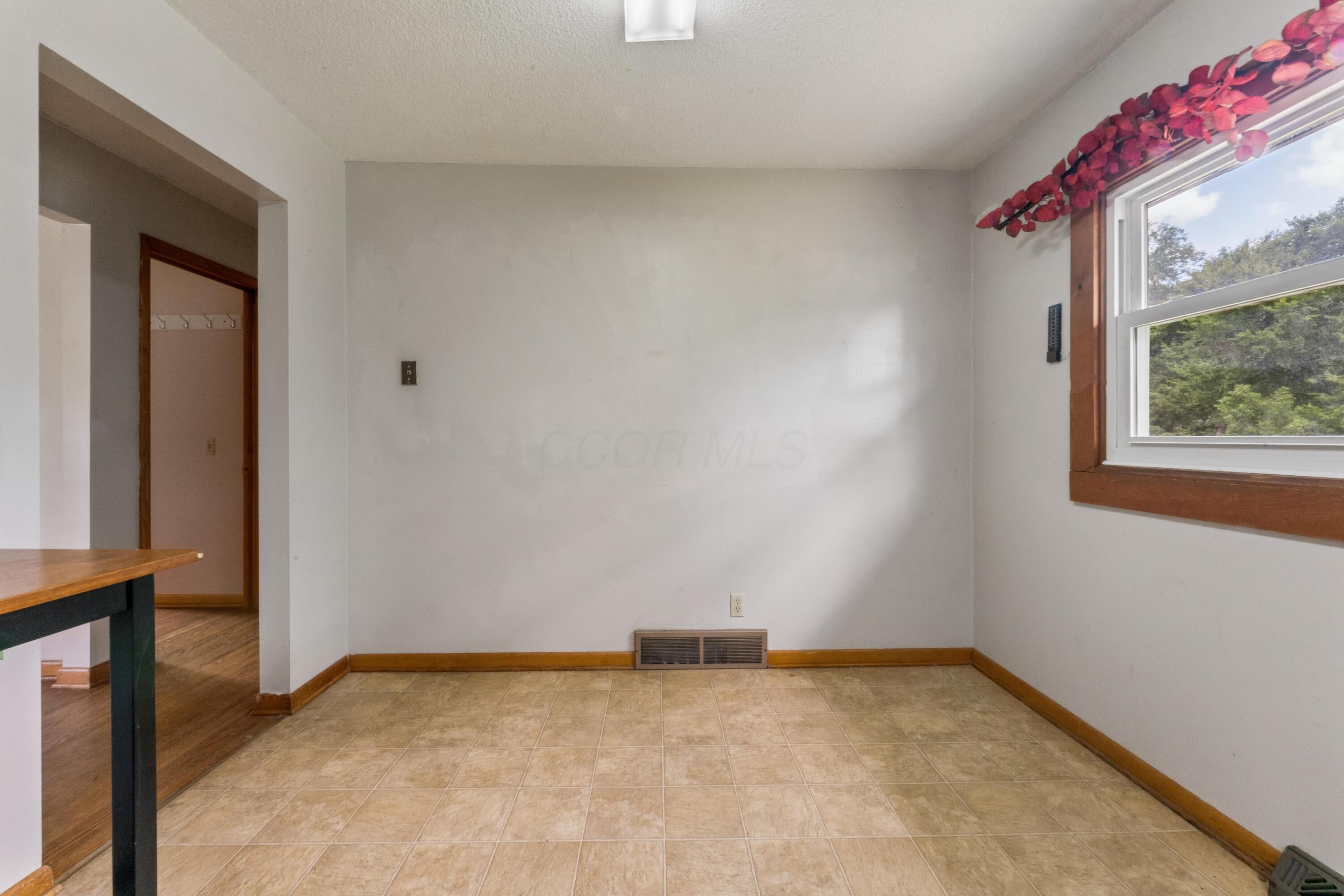 437 Brenda Drive Property Photo 9