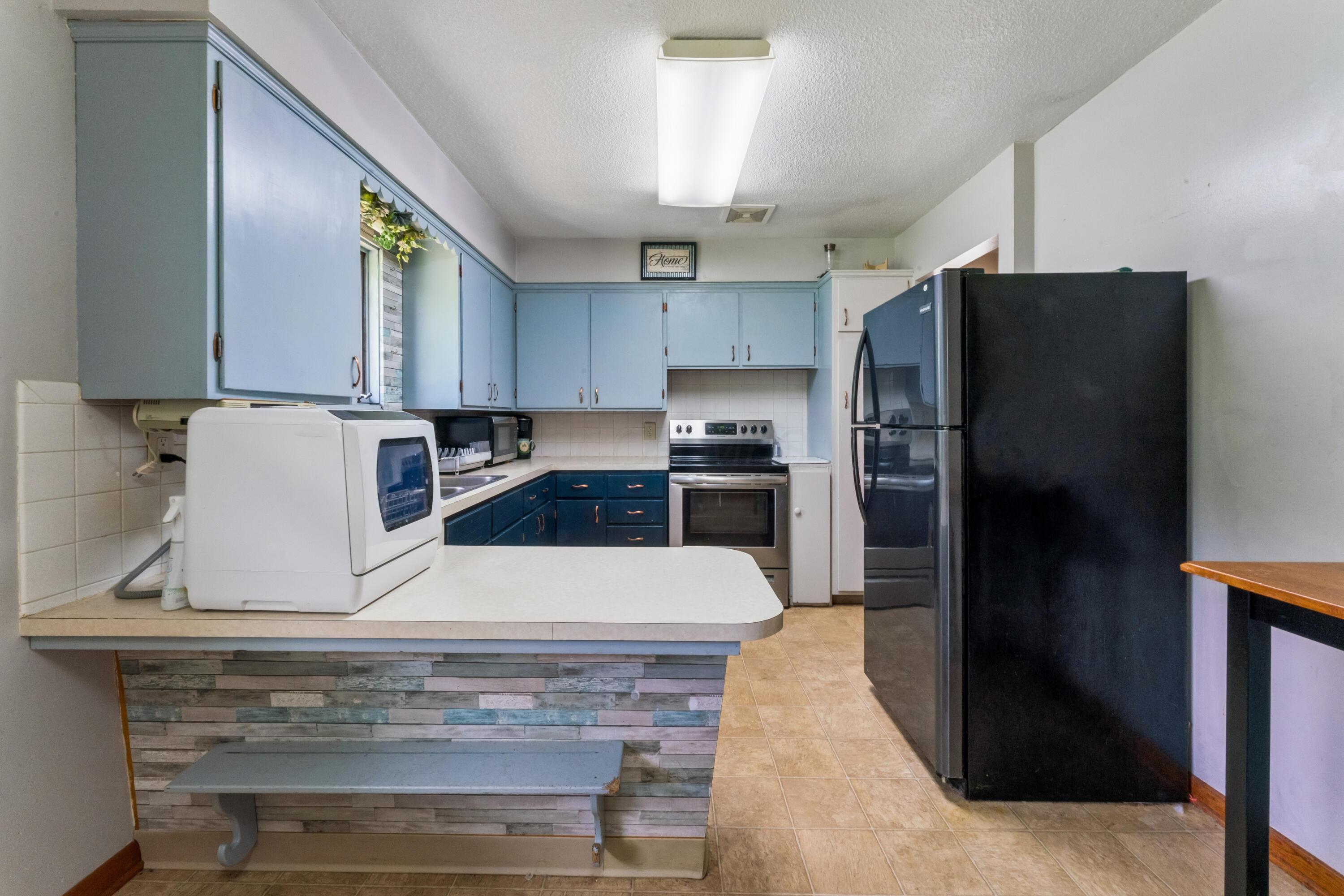437 Brenda Drive Property Photo 11