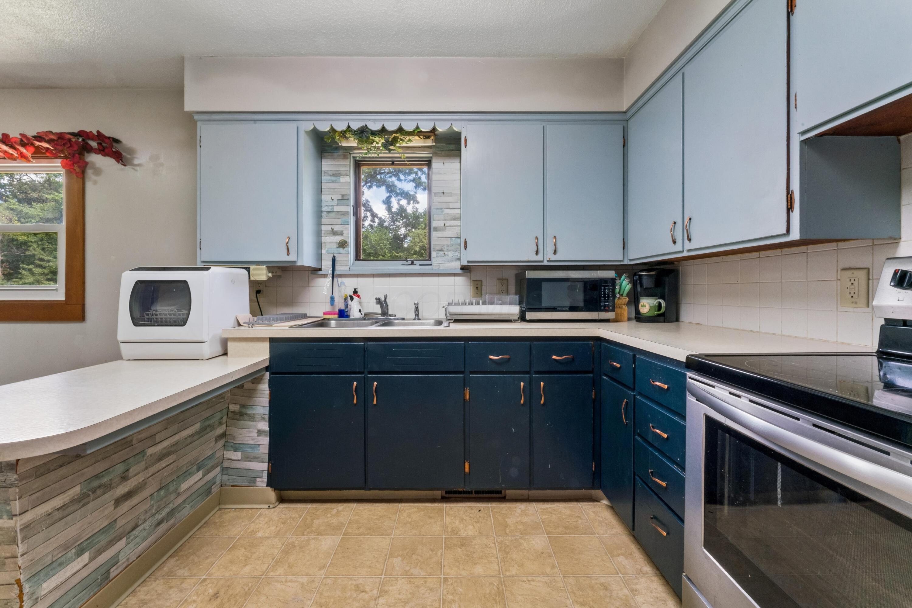 437 Brenda Drive Property Photo 31