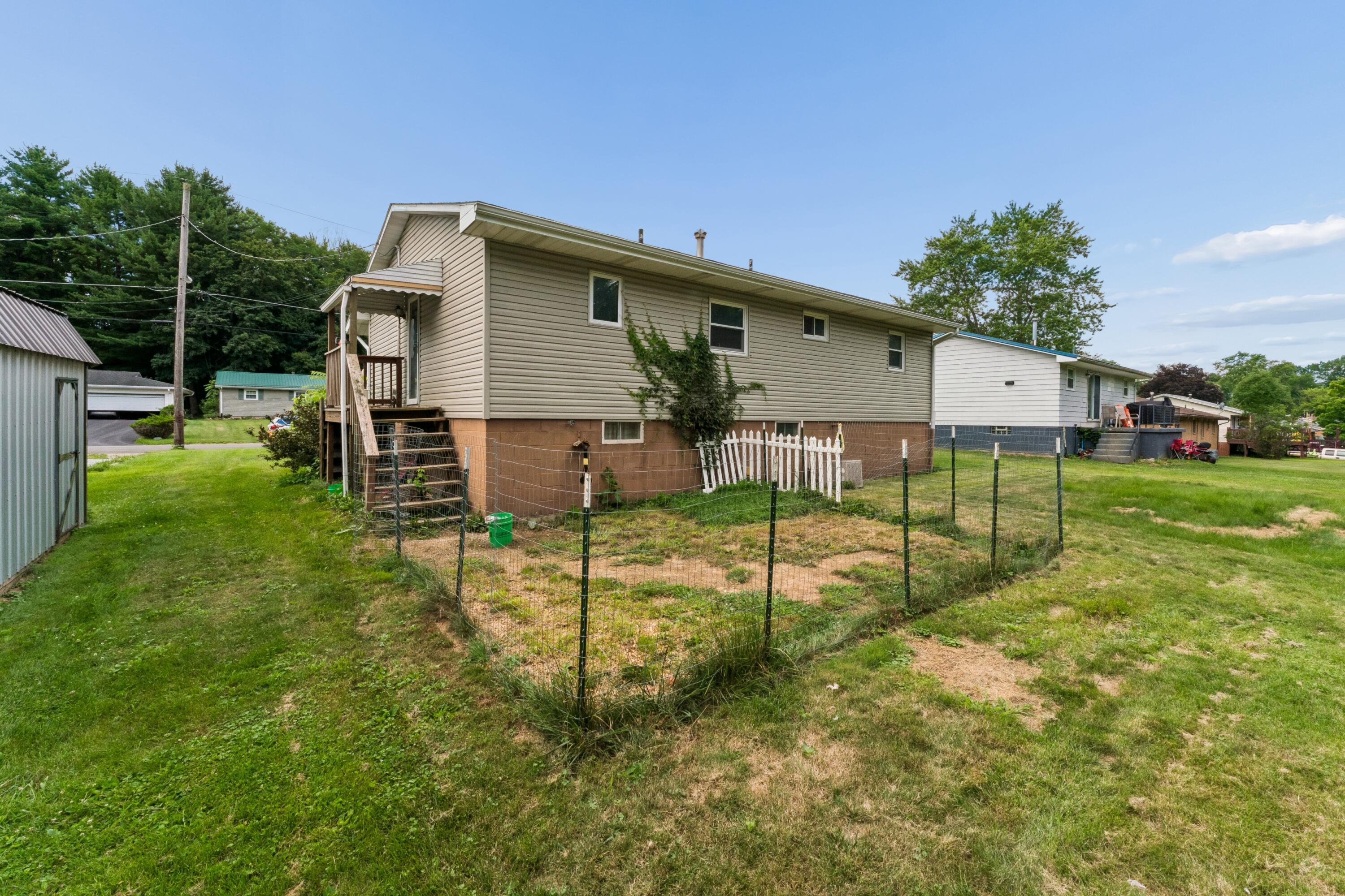 437 Brenda Drive Property Photo 38