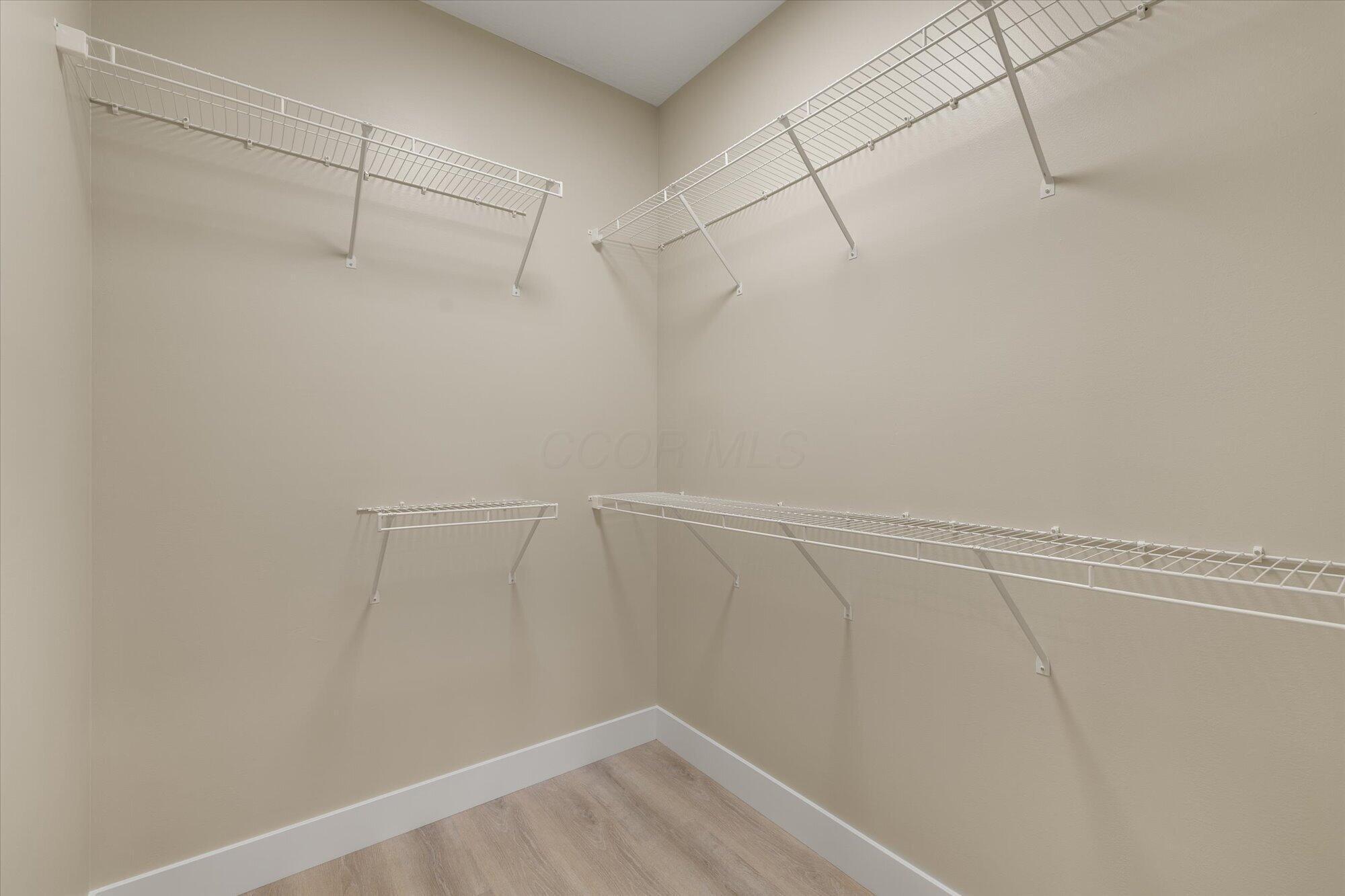 1327 S Trimble Road Property Photo 26