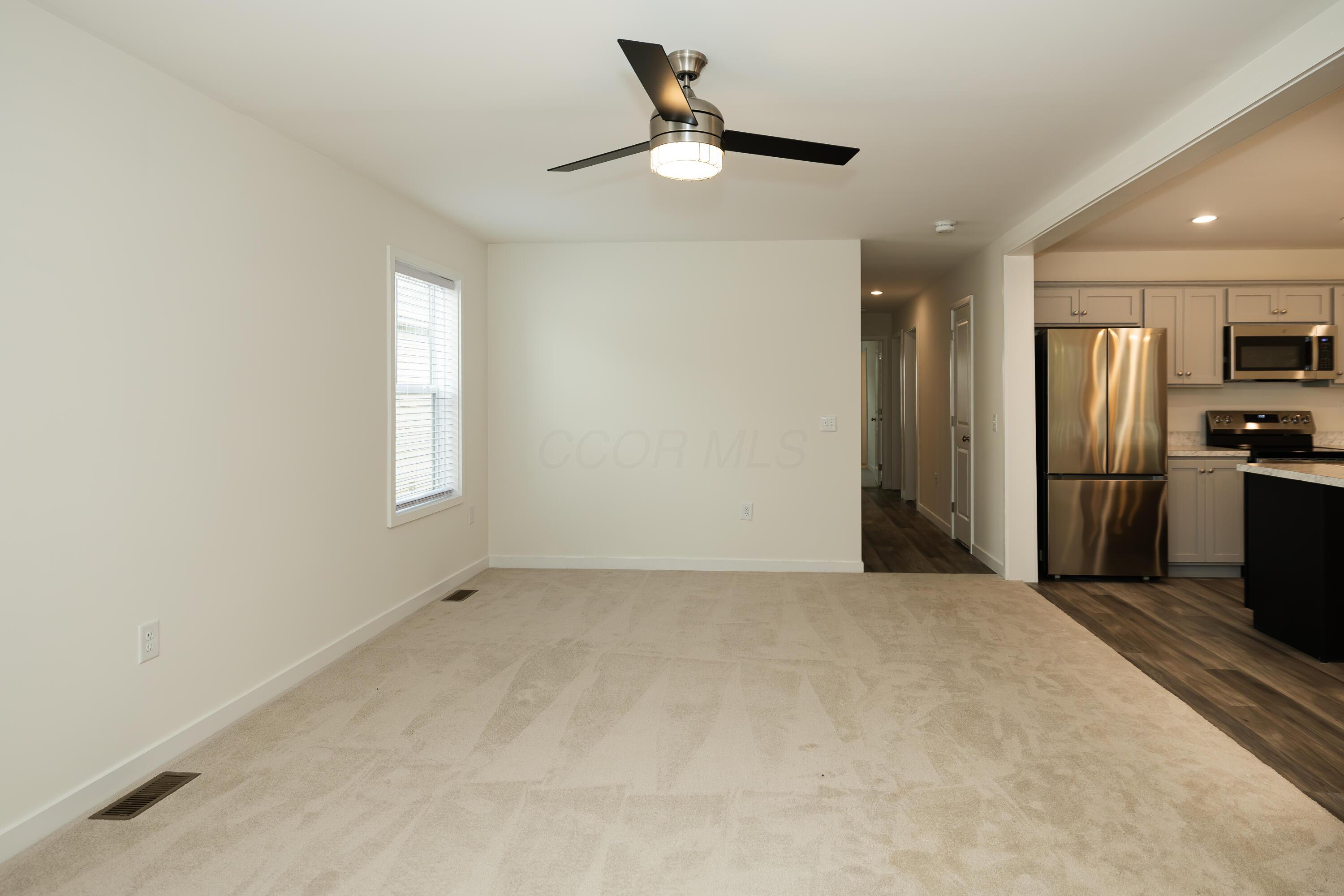 160 E Channel Street Property Photo 7