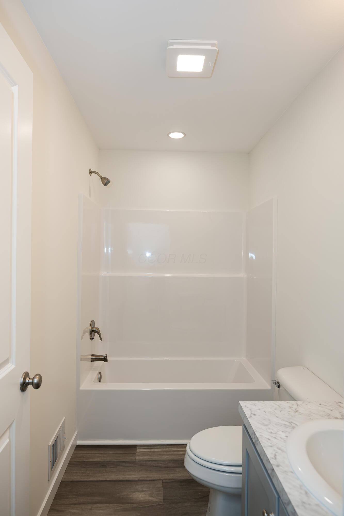 160 E Channel Street Property Photo 26