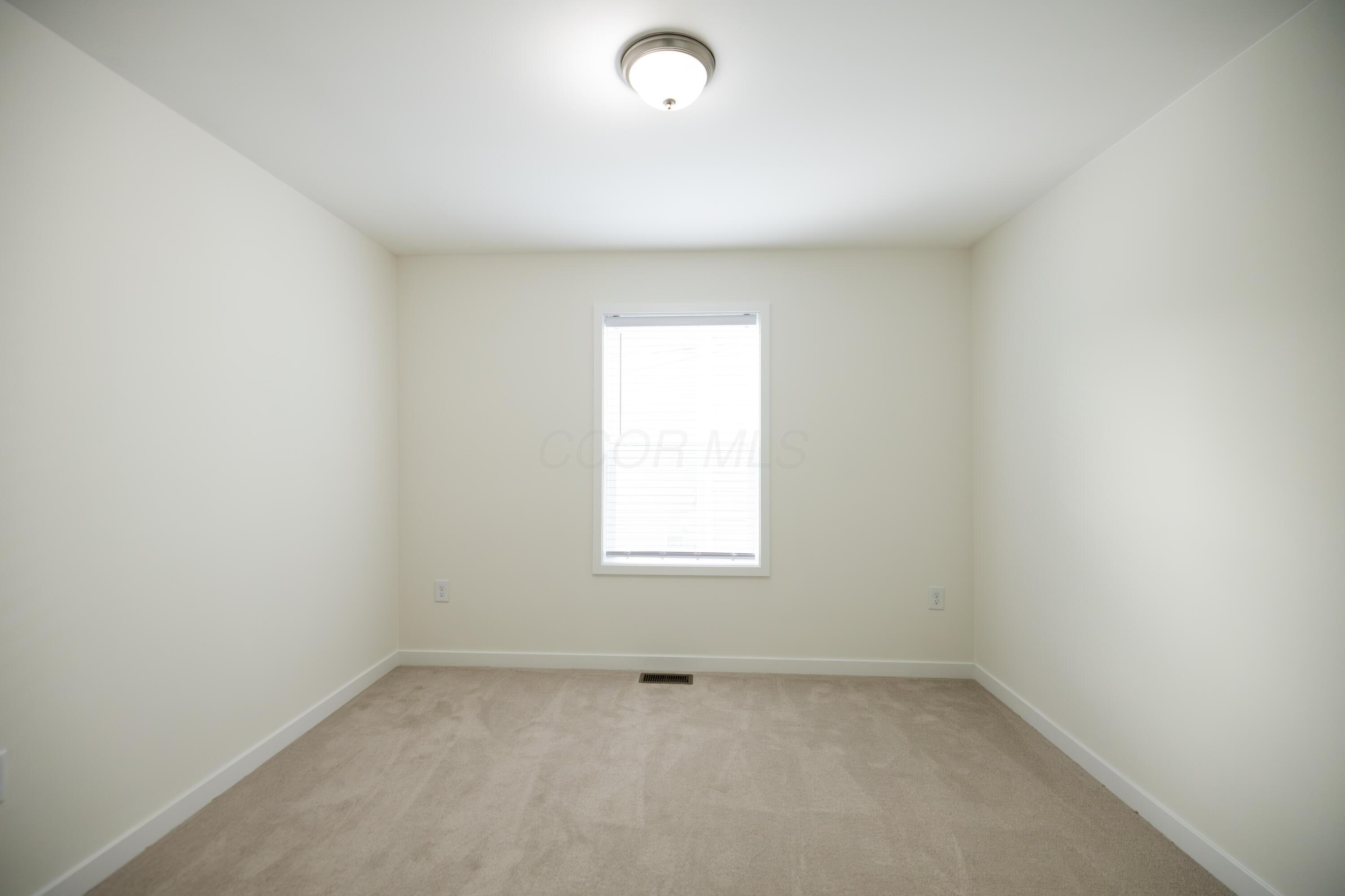 160 E Channel Street Property Photo 29