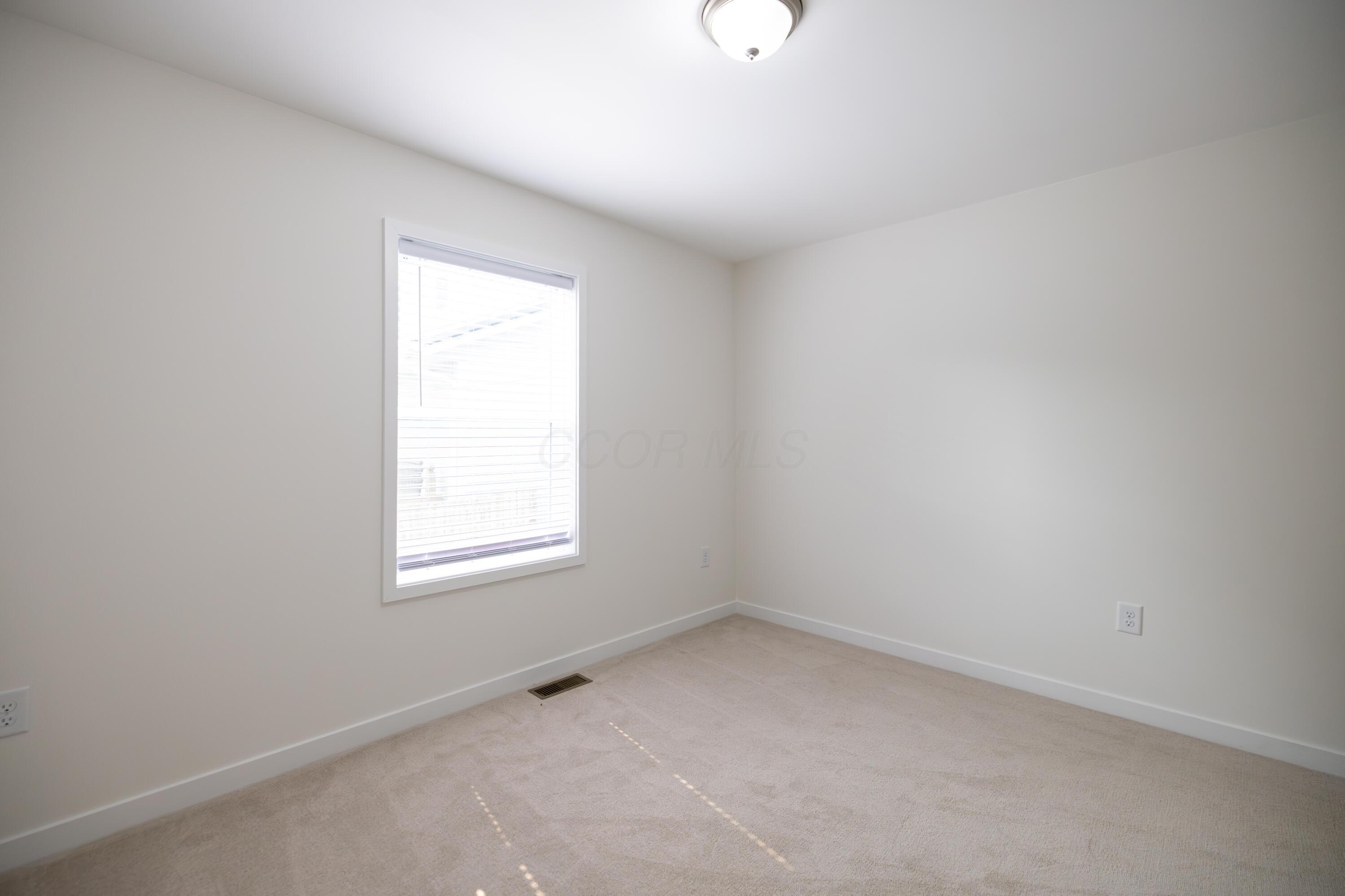 160 E Channel Street Property Photo 31