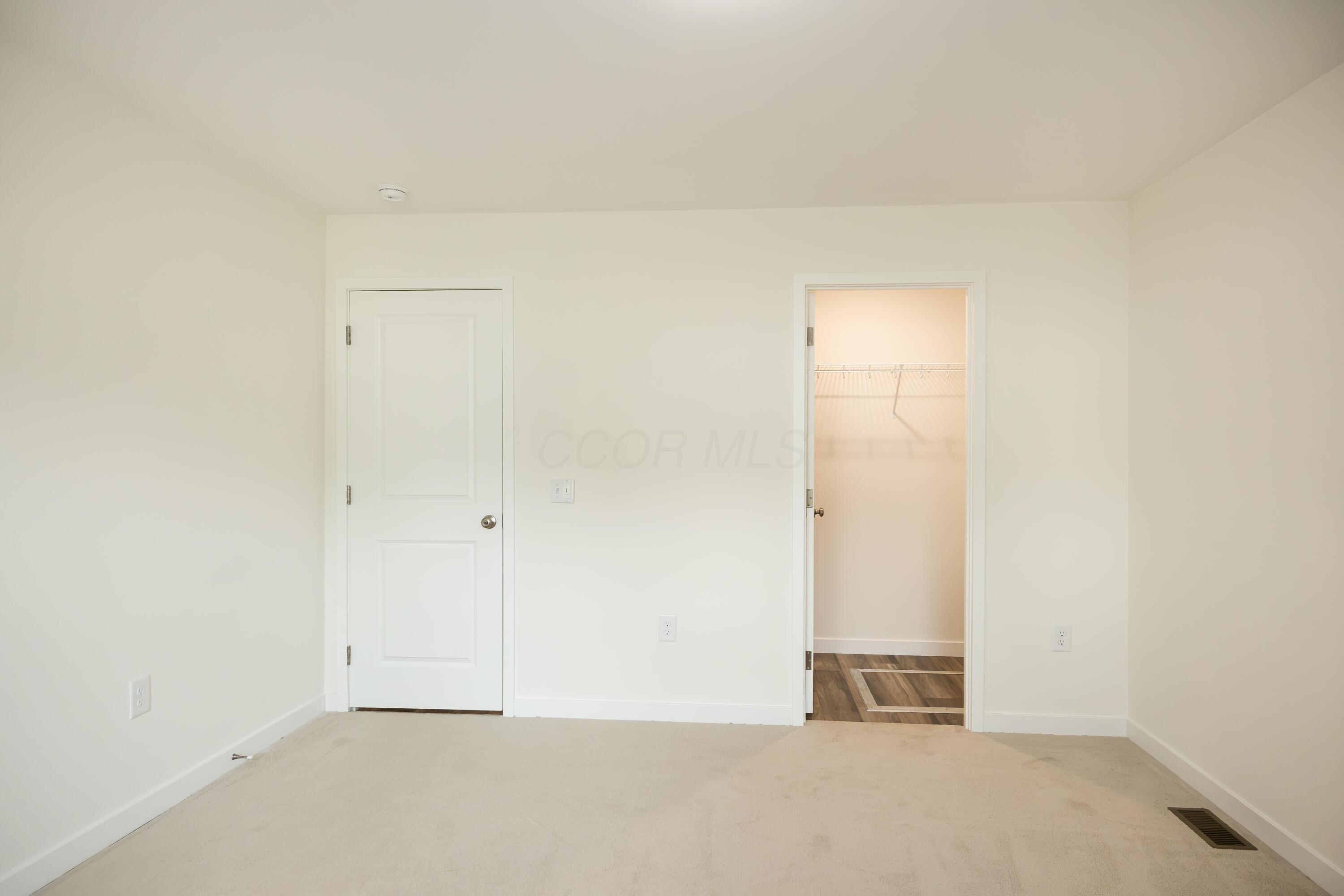 160 E Channel Street Property Photo 33