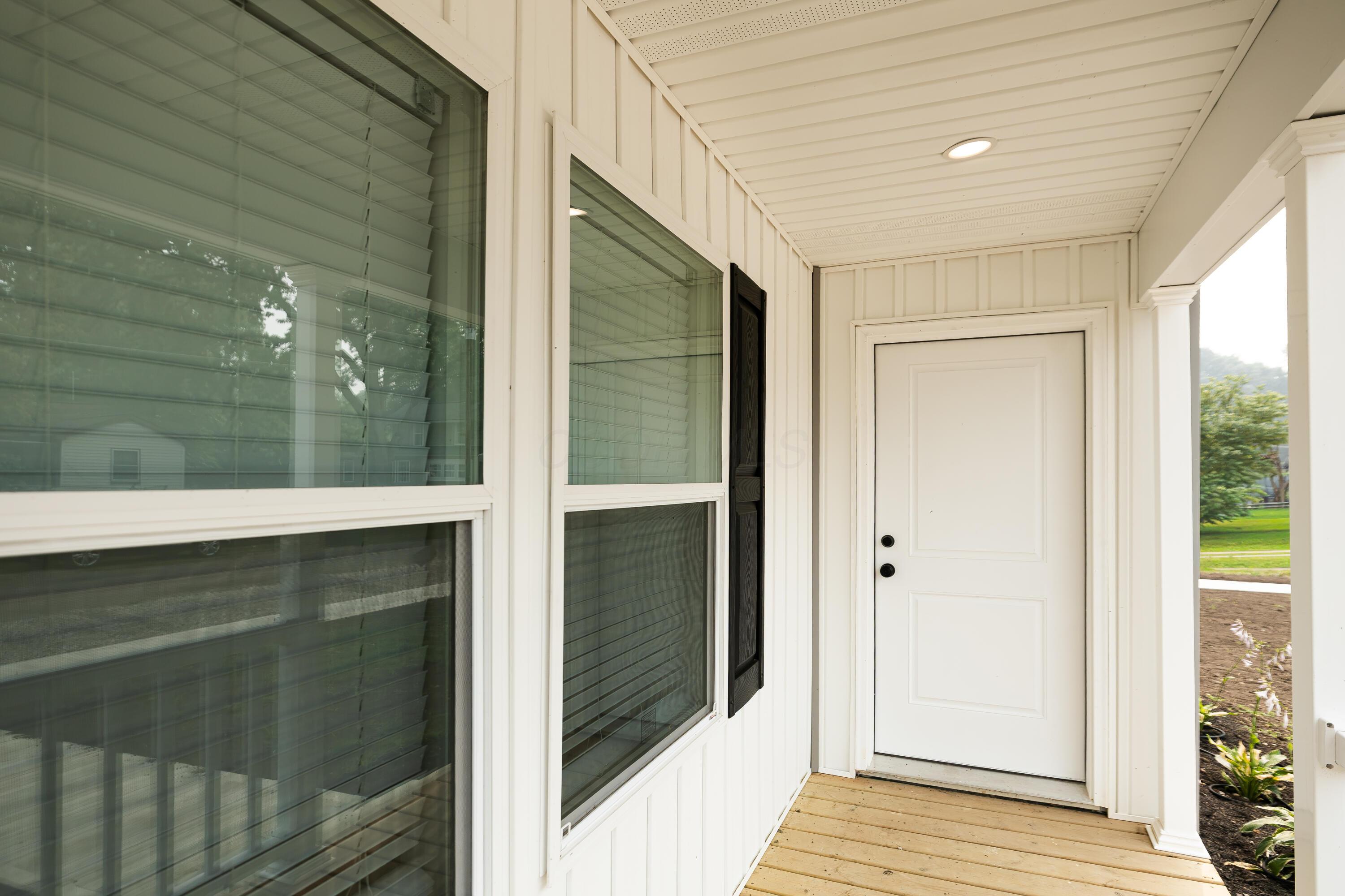 156 E Channel Street Property Photo 5