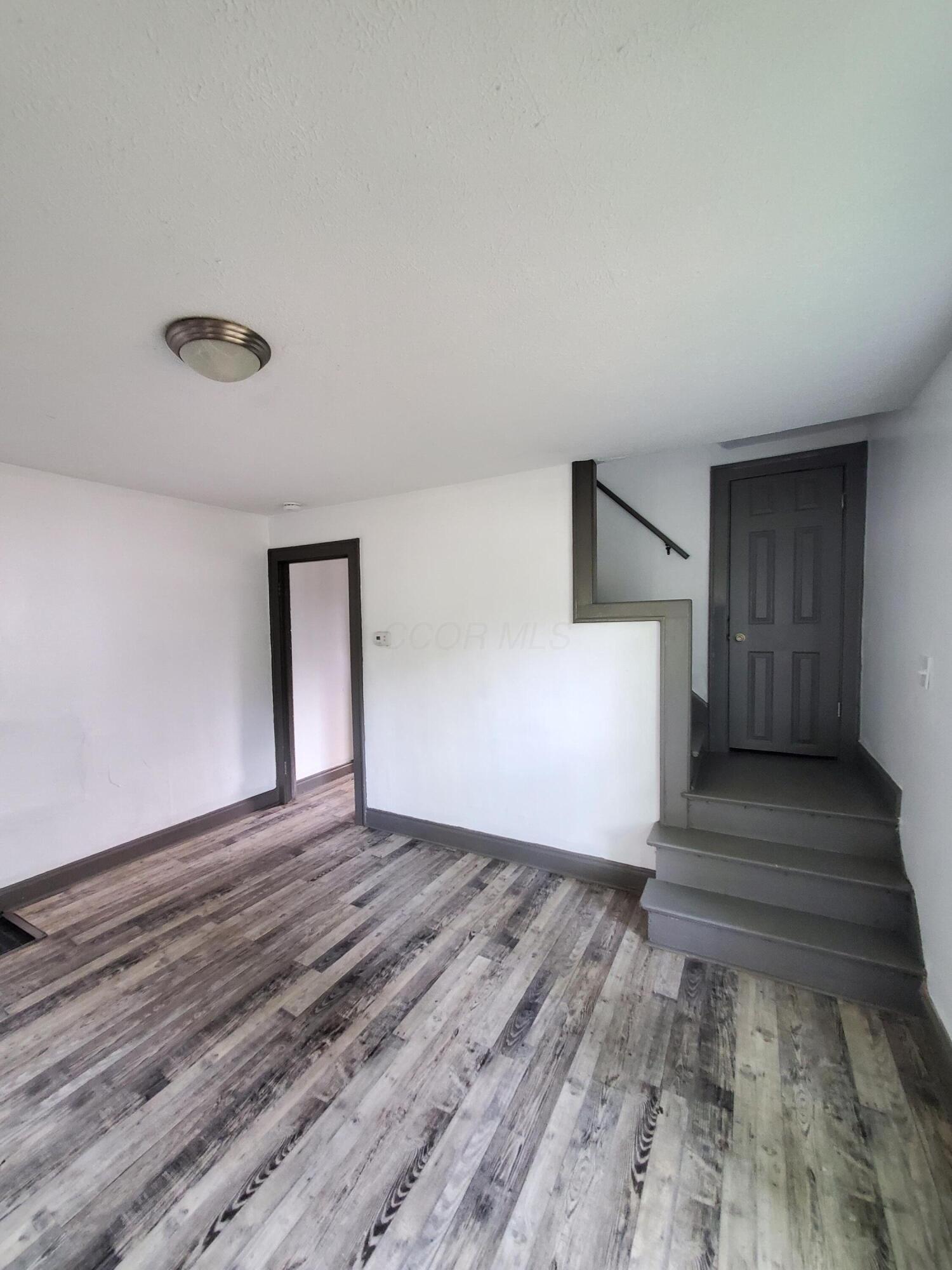 340 S Wayne Avenue Property Photo 11