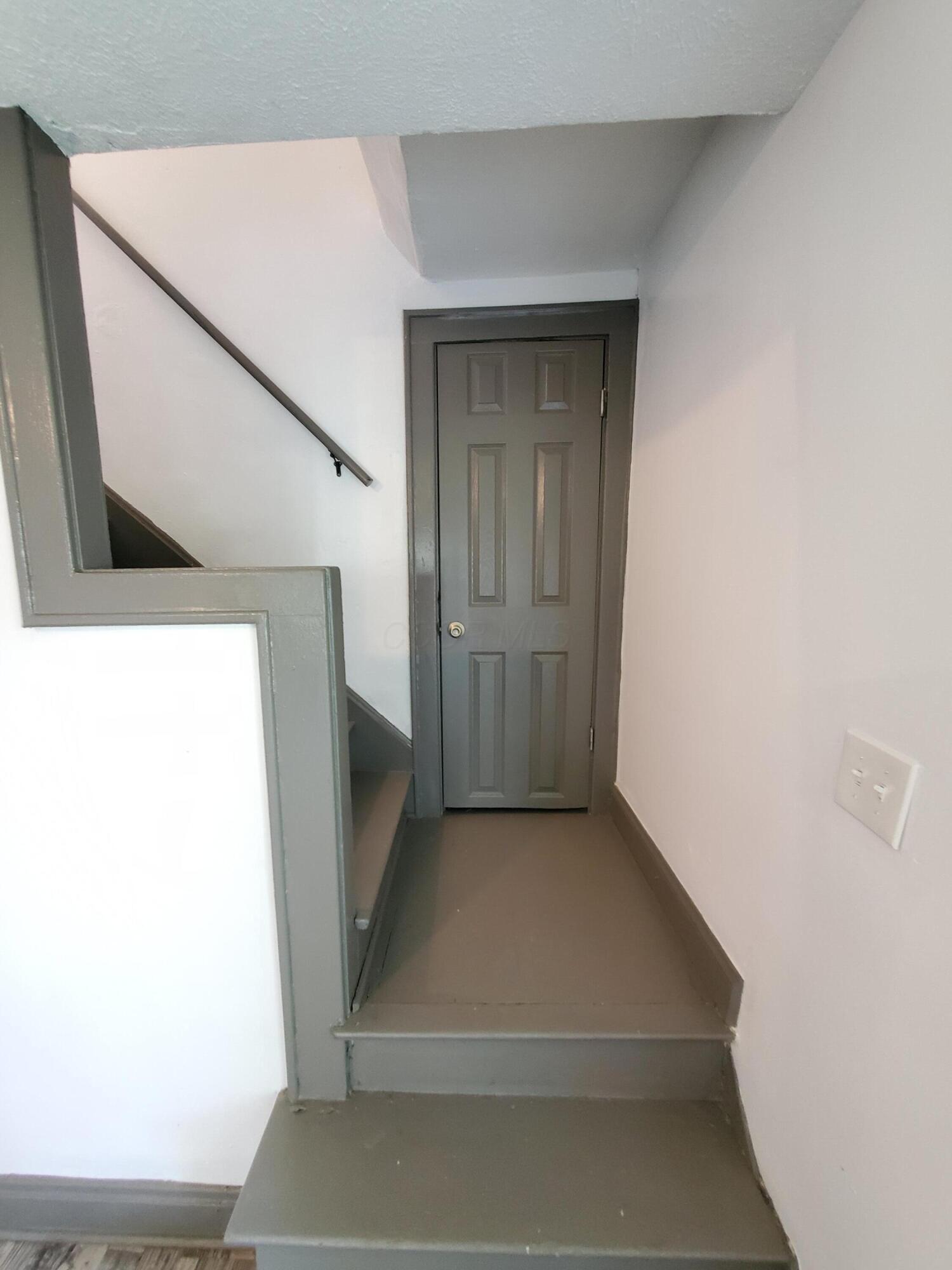 340 S Wayne Avenue Property Photo 20