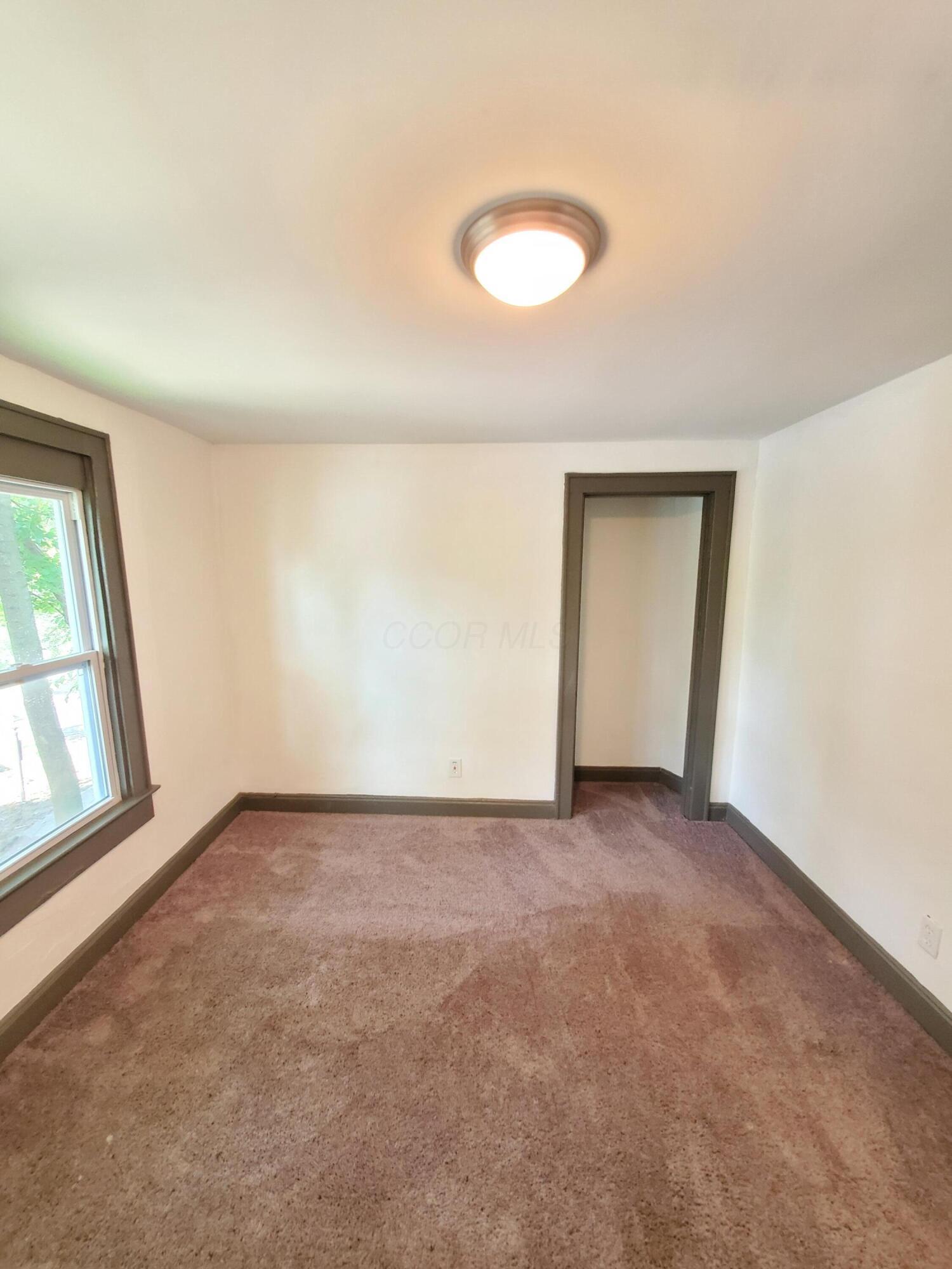 340 S Wayne Avenue Property Photo 32