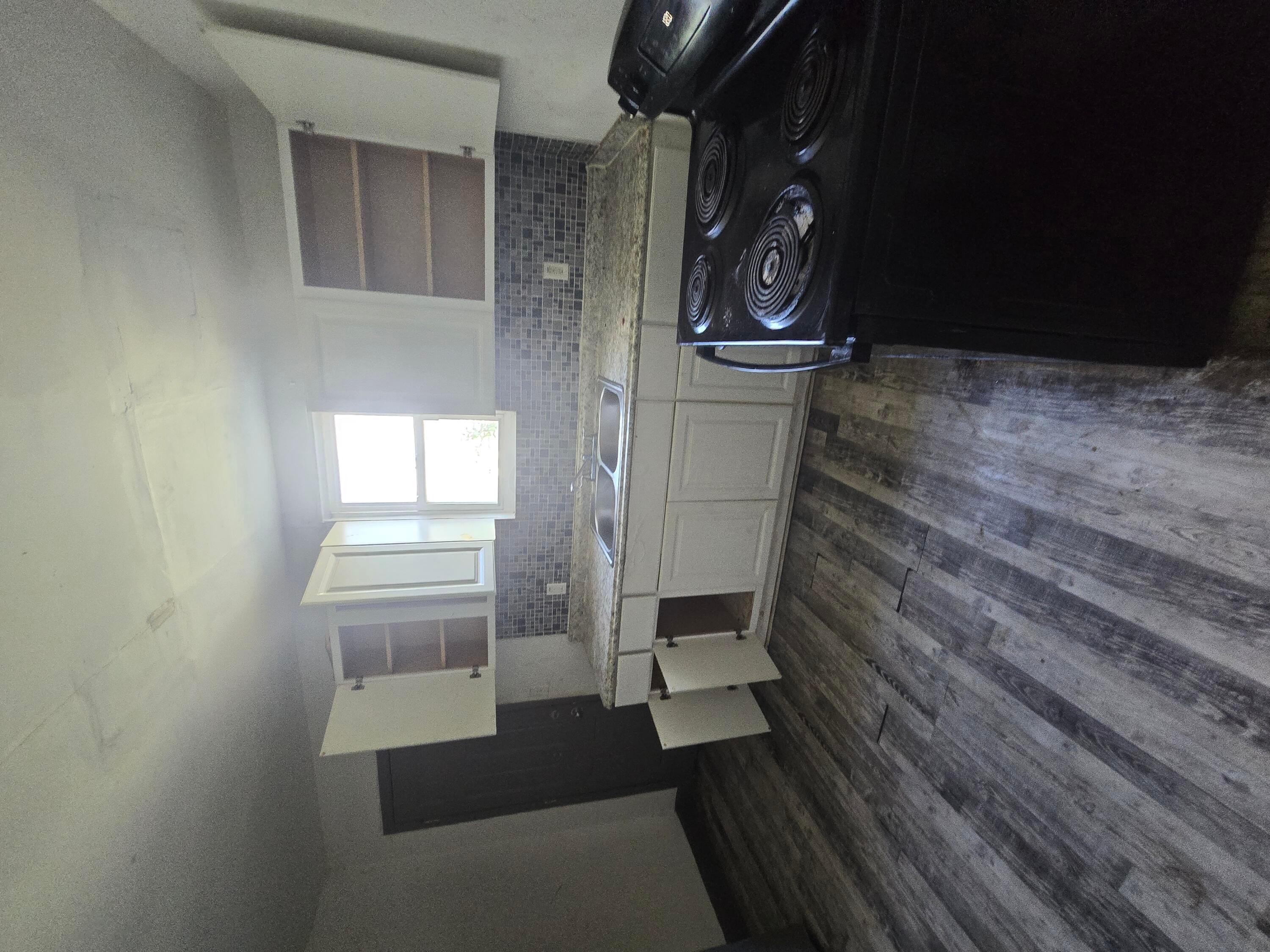 340 S Wayne Avenue Property Photo 46