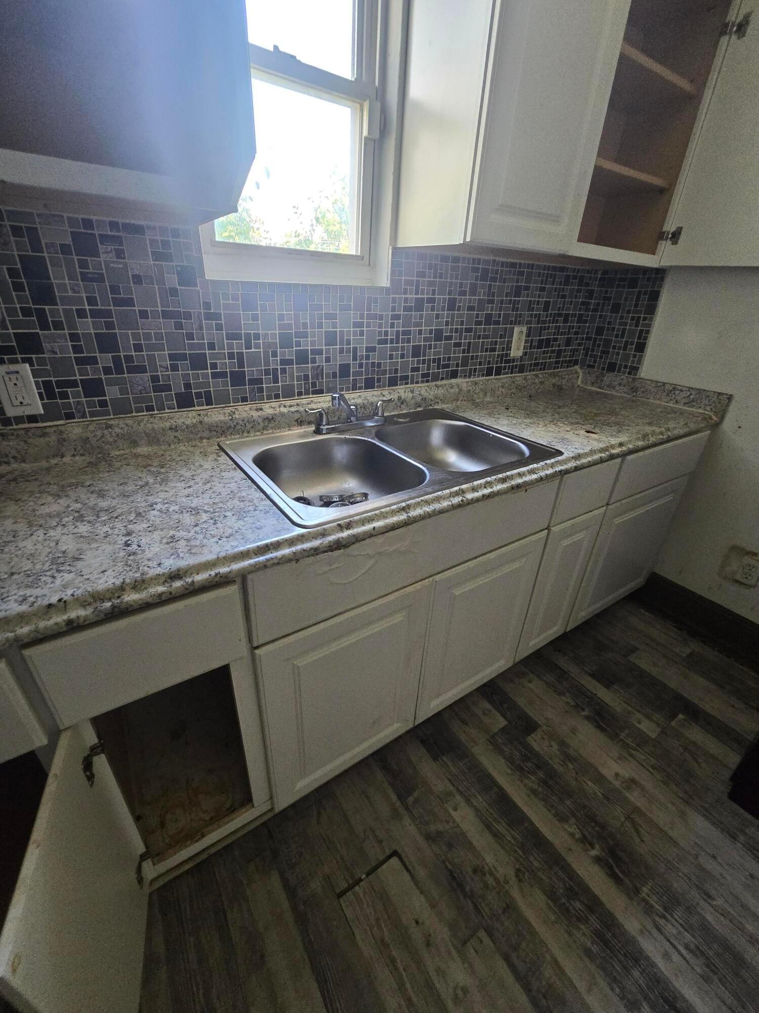340 S Wayne Avenue Property Photo 47