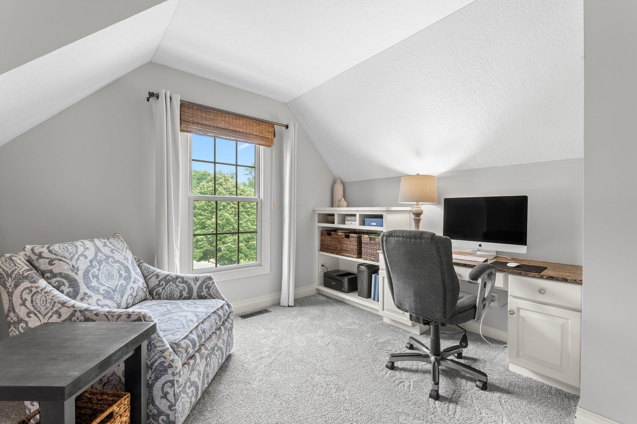 5651 Lynbrook Lane Property Photo 44