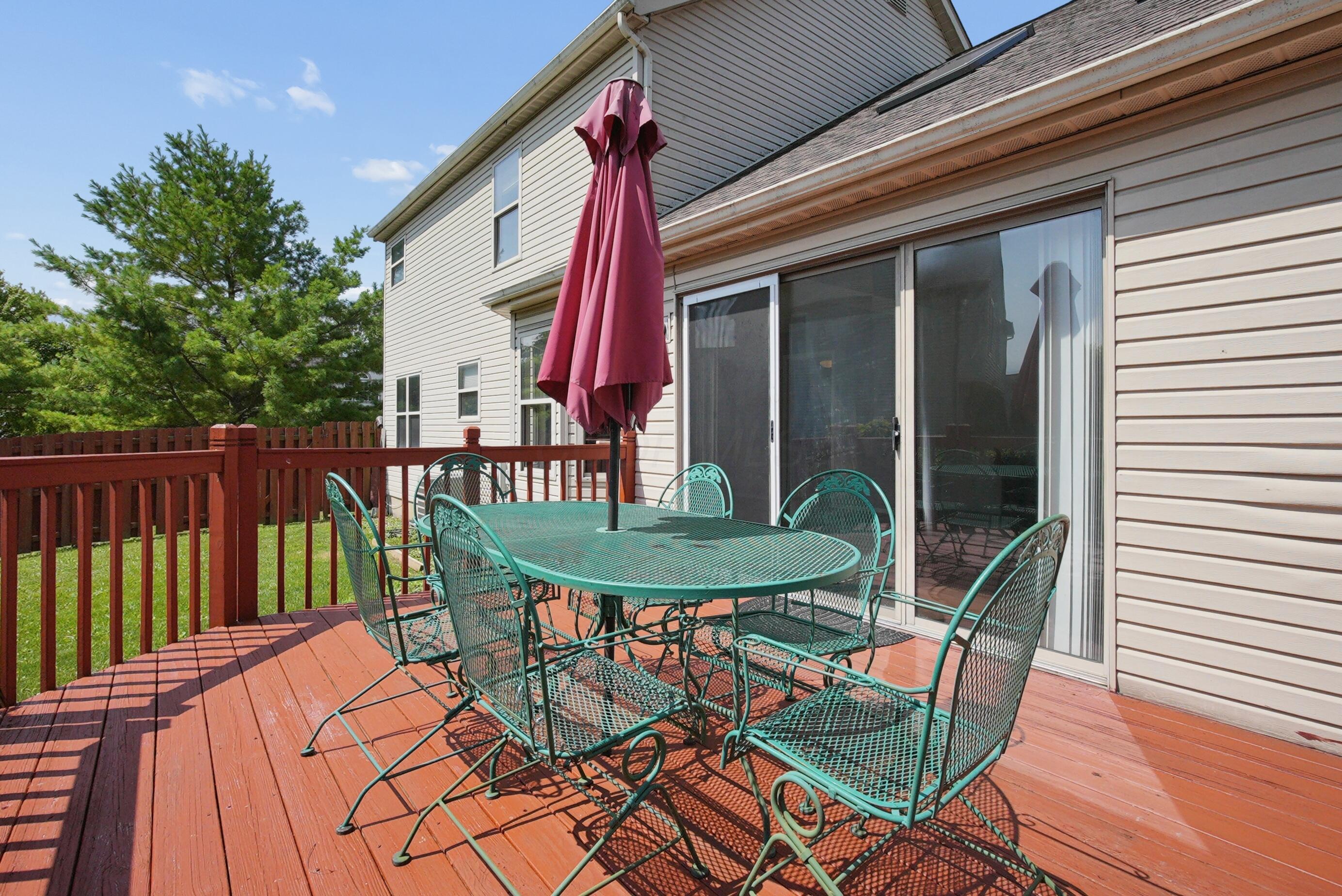 1540 Whitcombe Way Property Photo 38