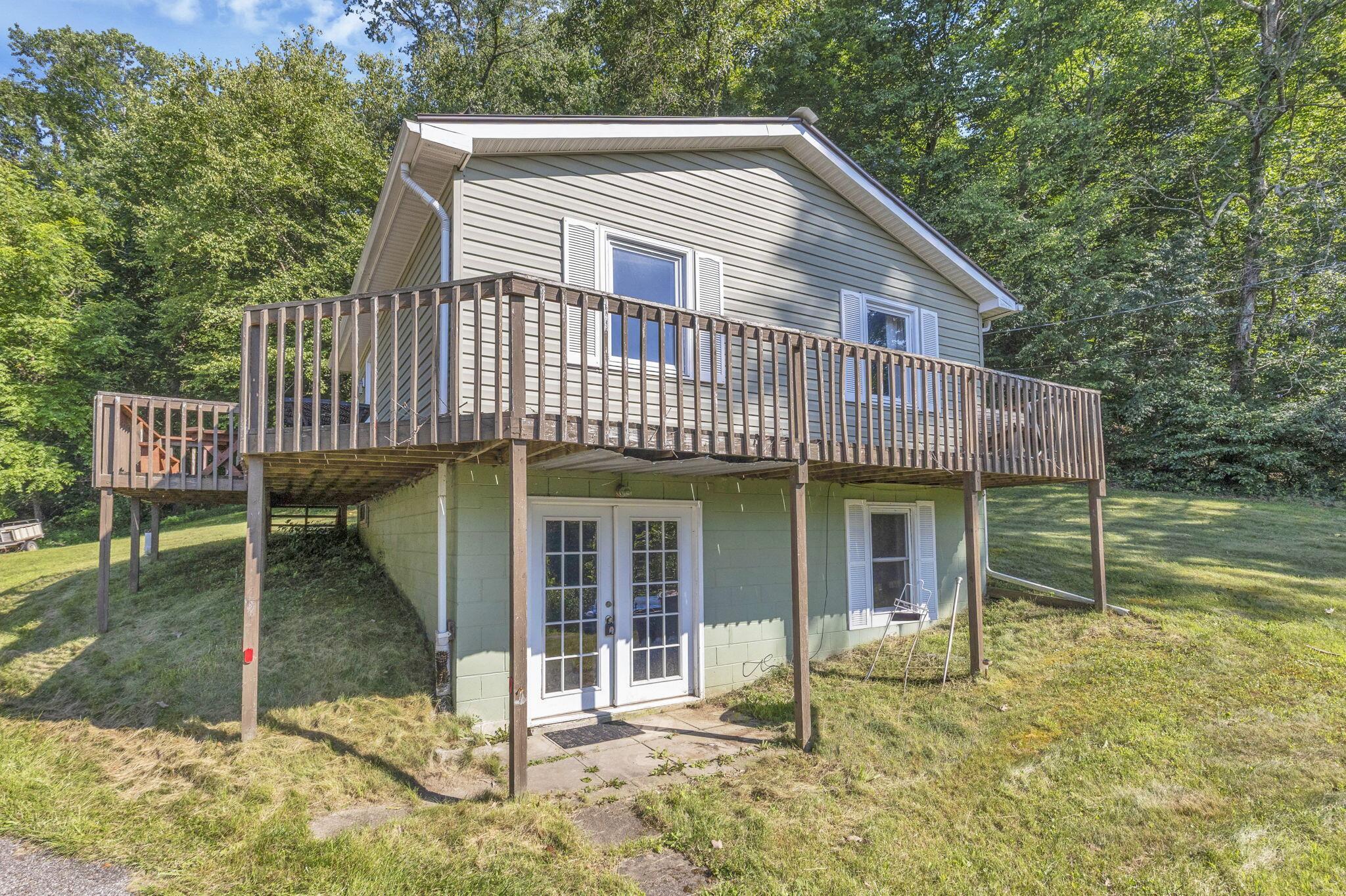 3158 Eckert Road Se Property Photo 3