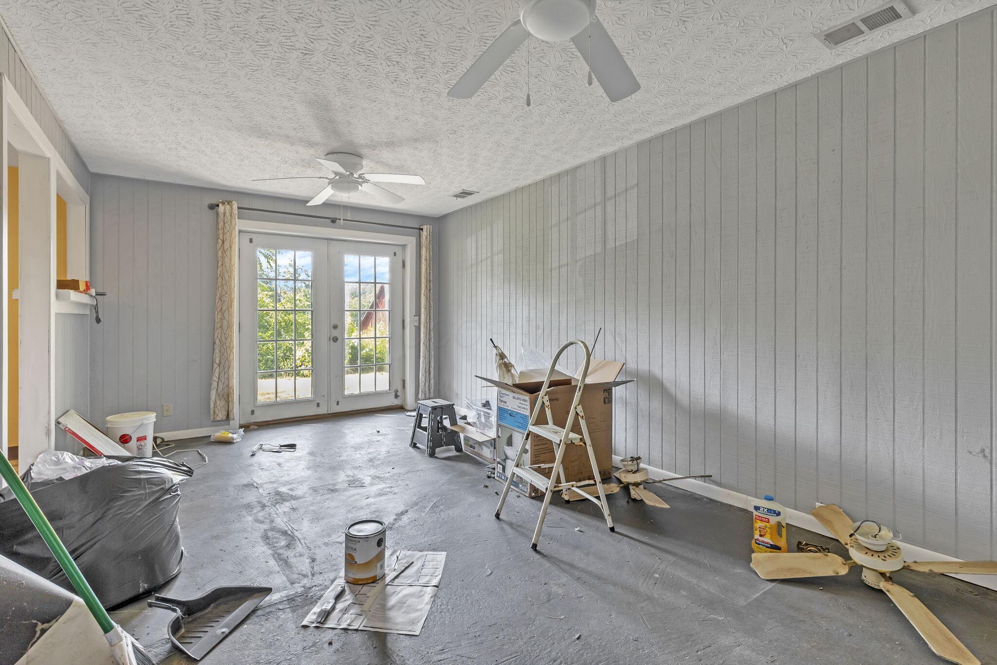 3158 Eckert Road Se Property Photo 8
