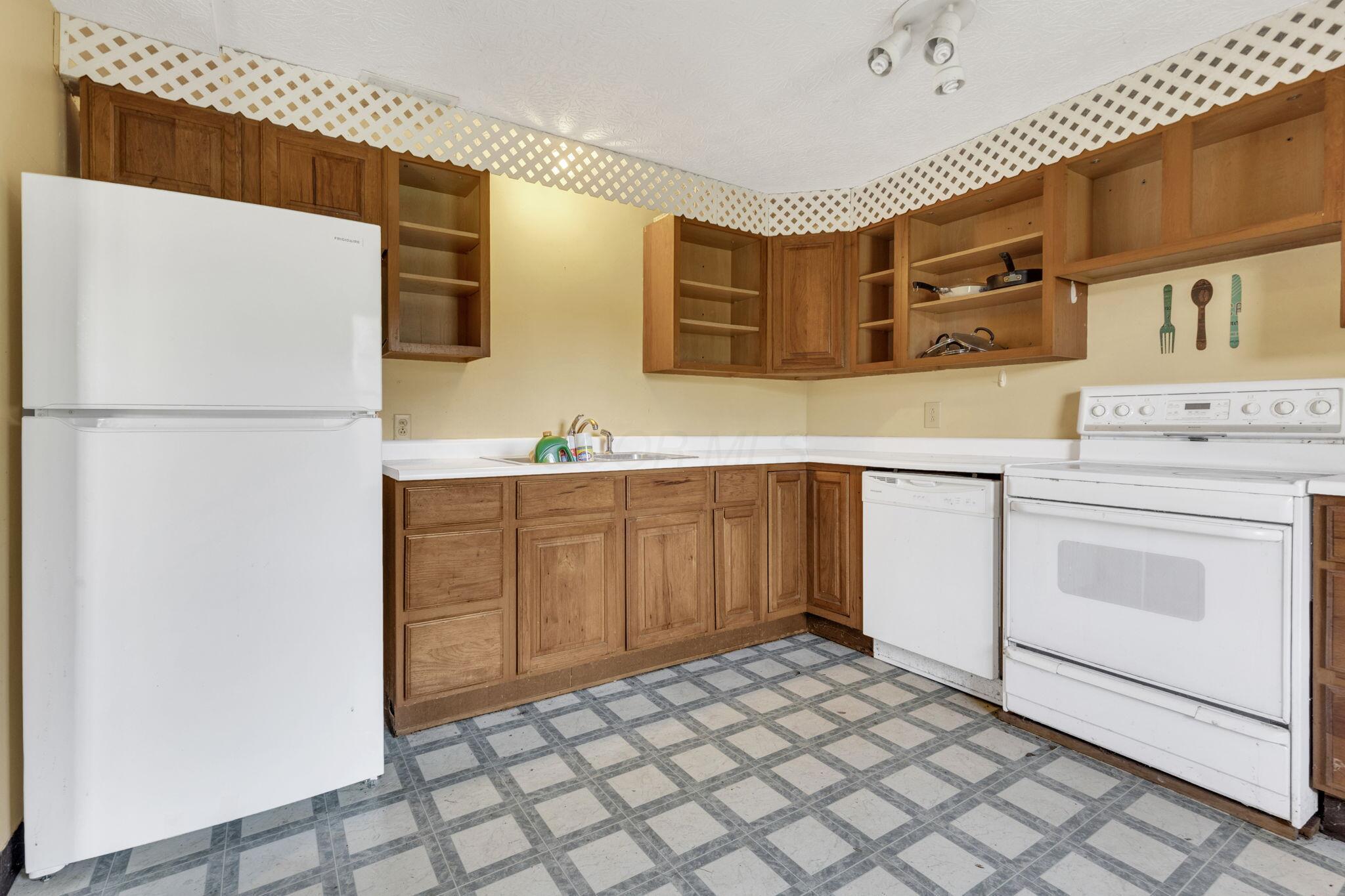 3158 Eckert Road Se Property Photo 12