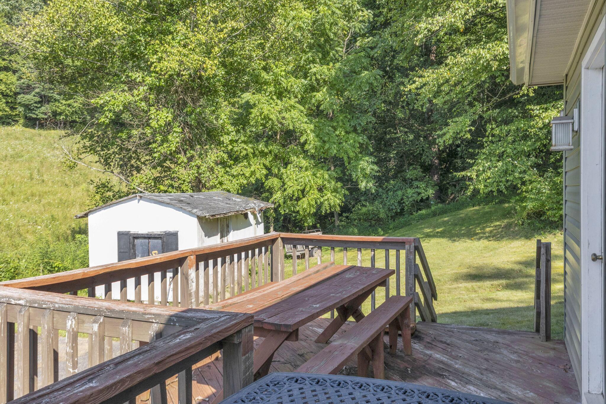 3158 Eckert Road Se Property Photo 23