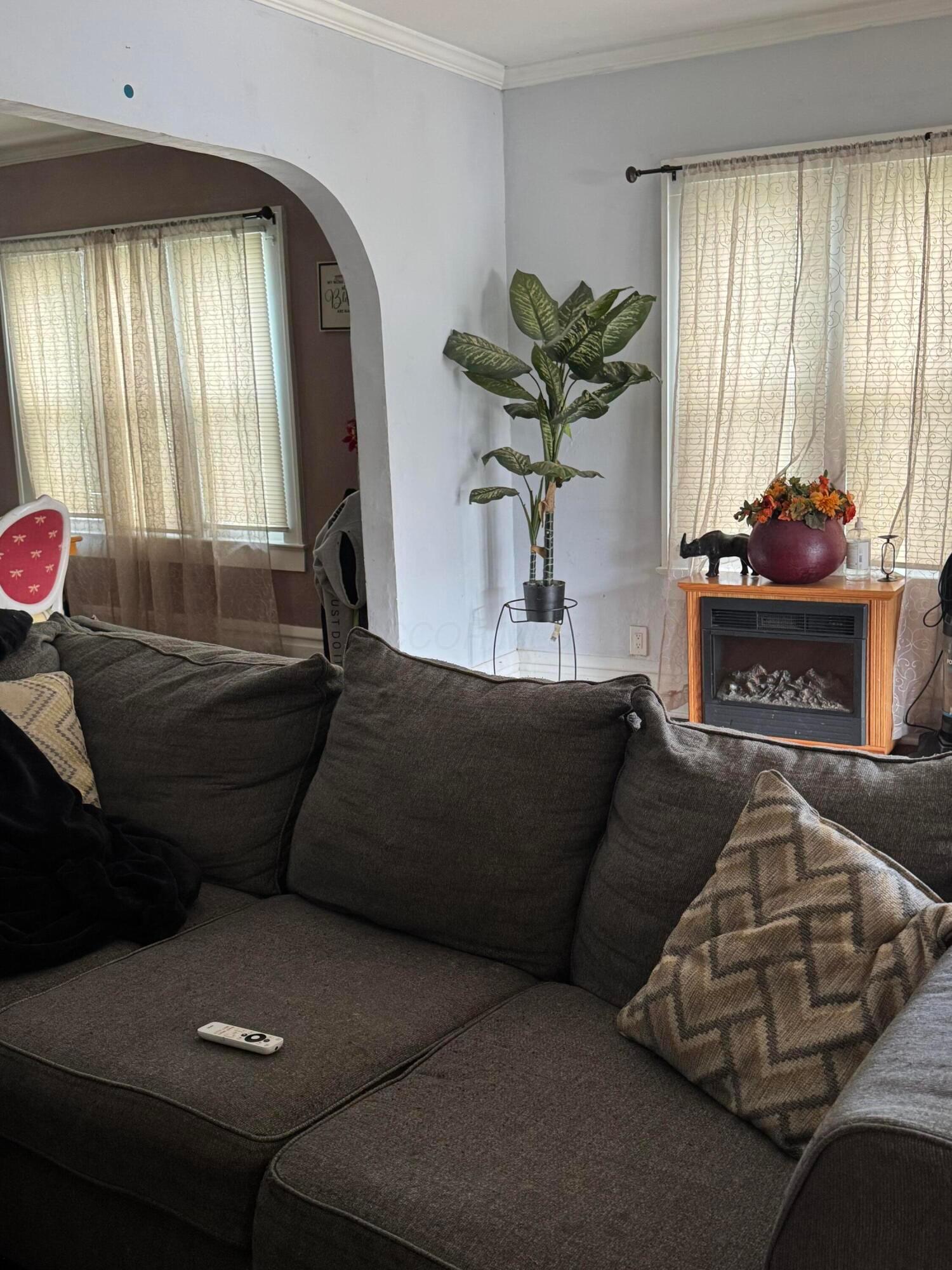 27 North Avenue Property Photo 6