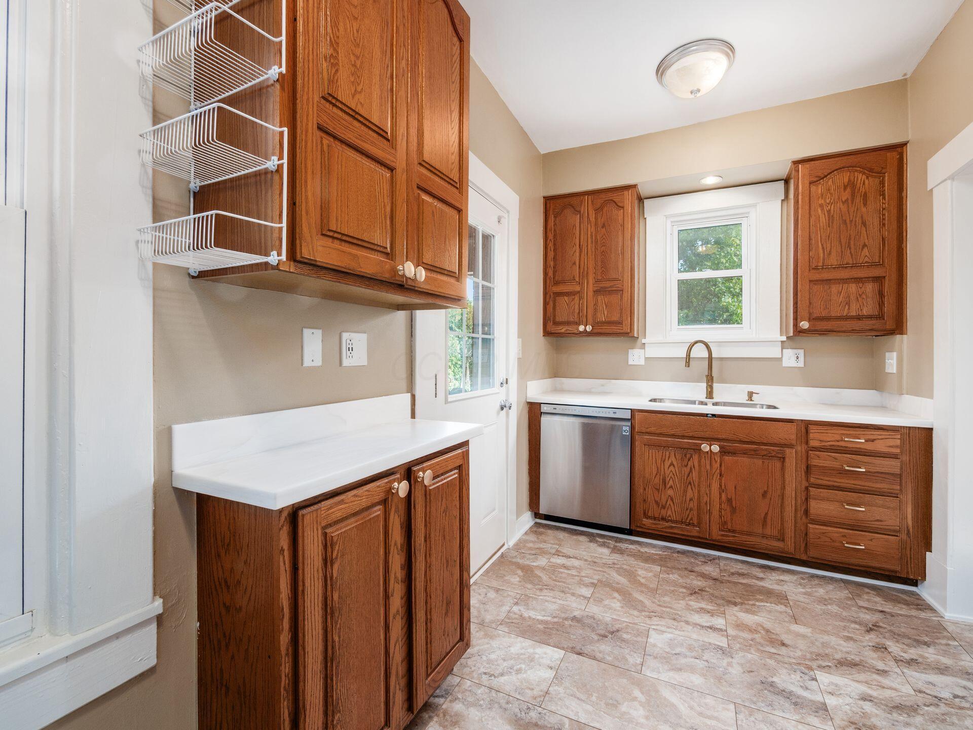176 E Kelso Road Property Photo 24
