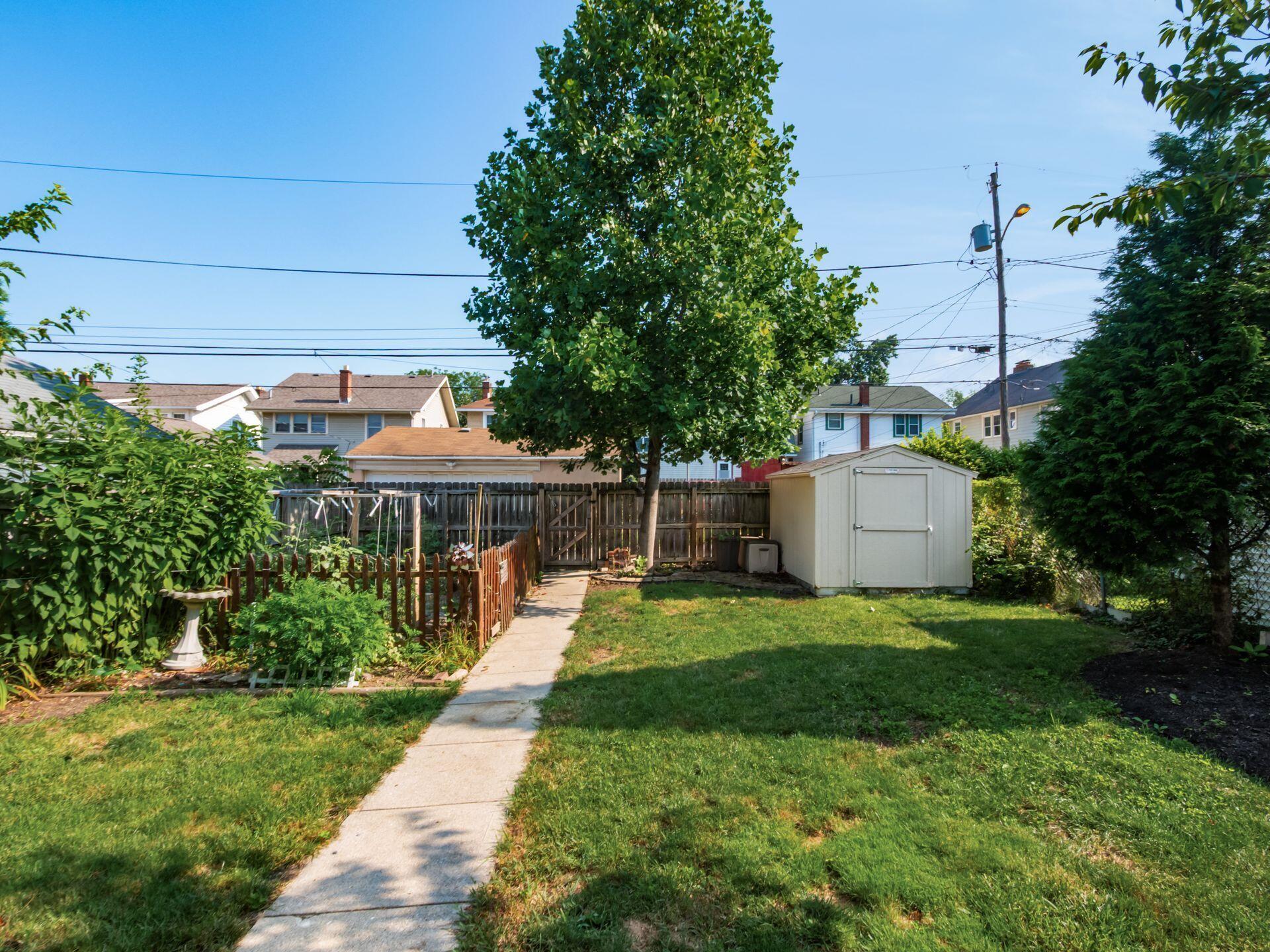 176 E Kelso Road Property Photo 59