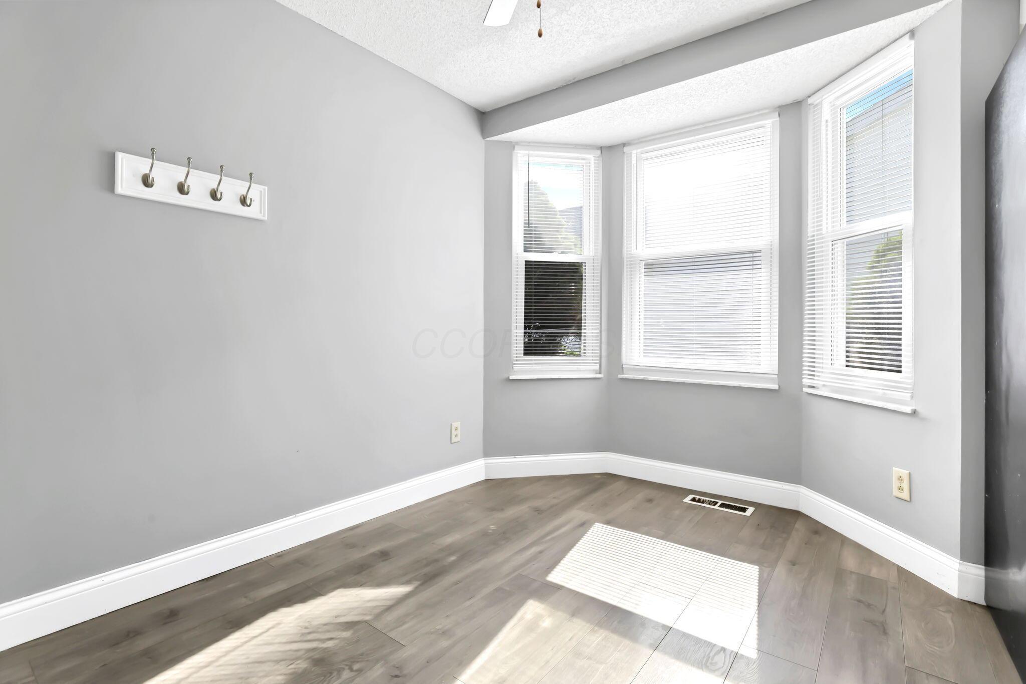 5892 Snowdrop Avenue Property Photo 12