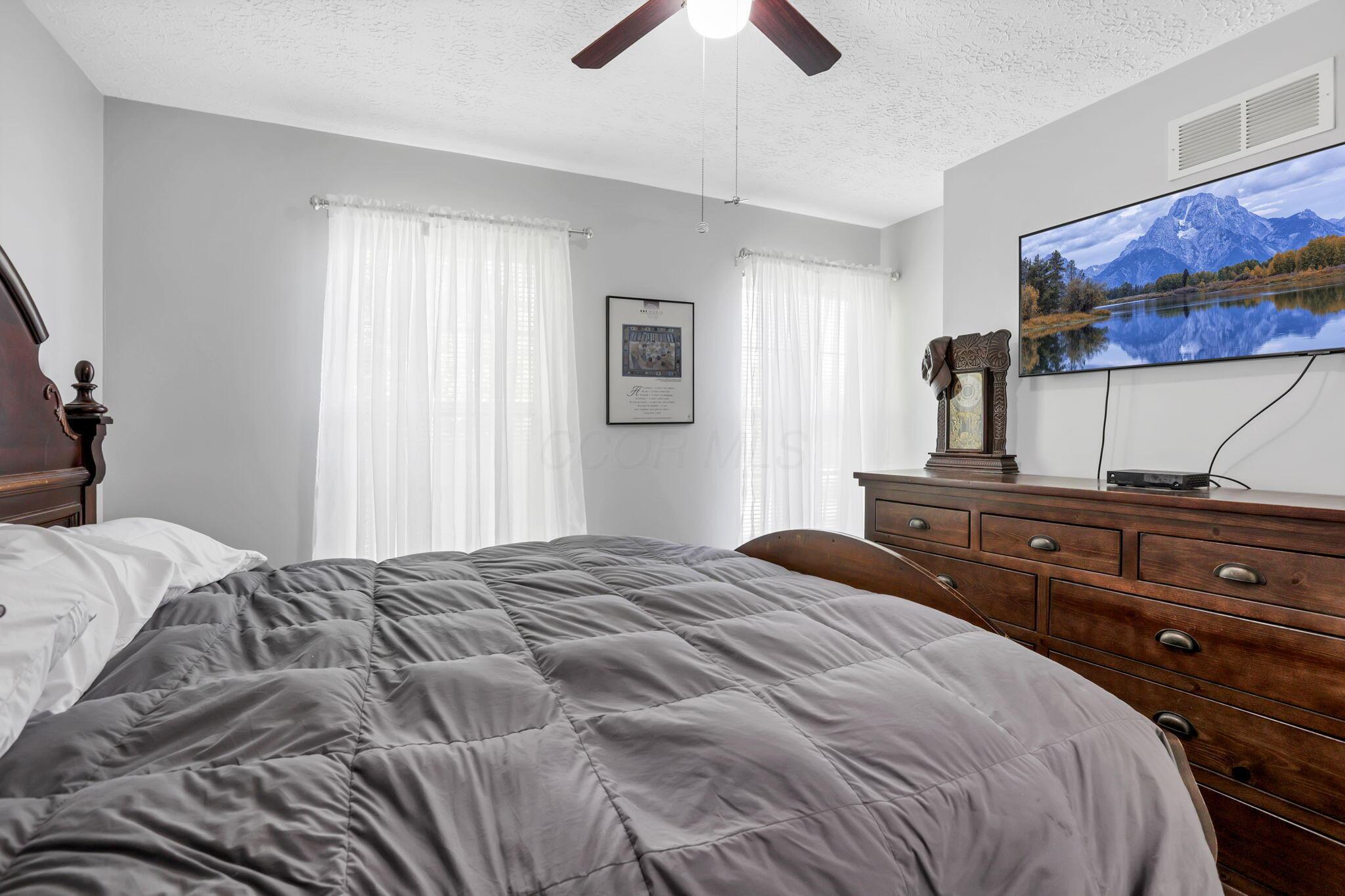 1560 Scenic Valley Place Property Photo 24