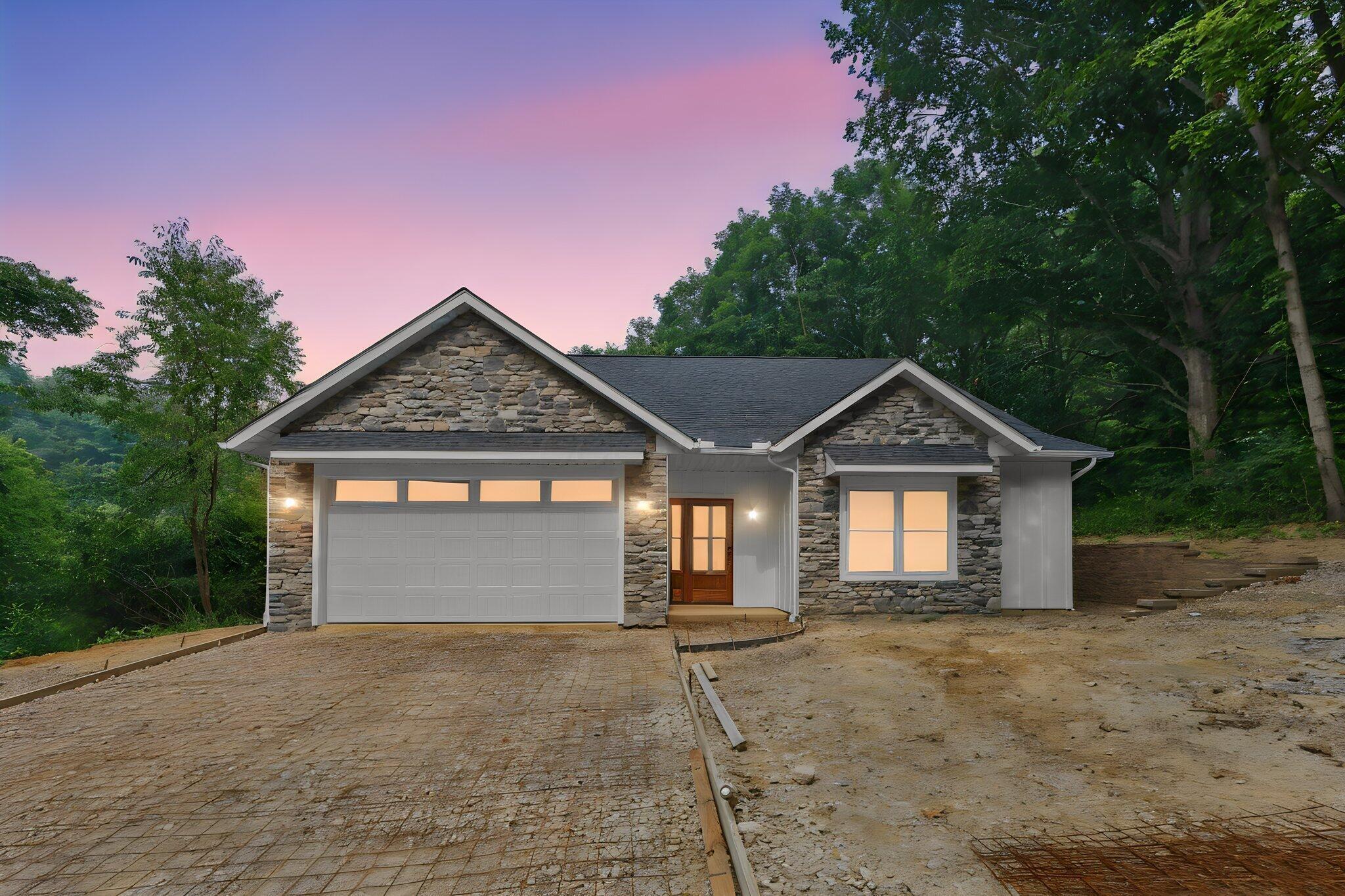 706 Berry Road Property Photo 1
