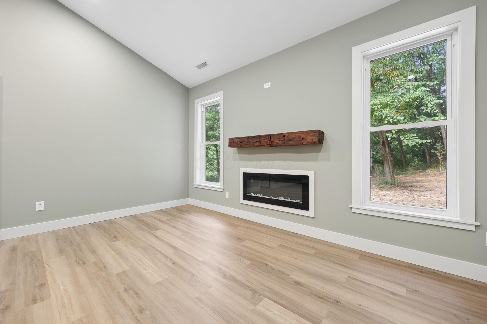 706 Berry Road Property Photo 15