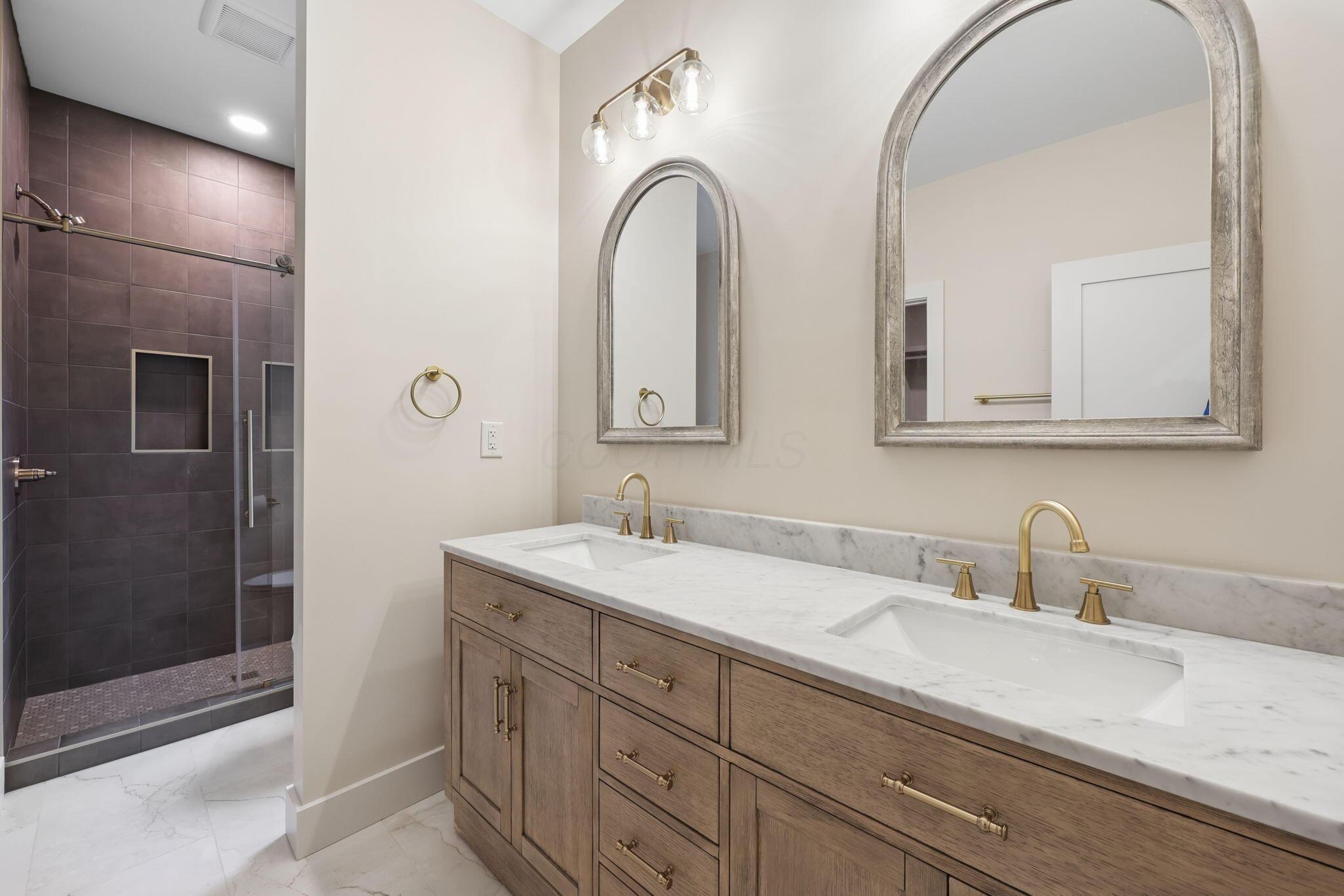706 Berry Road Property Photo 28