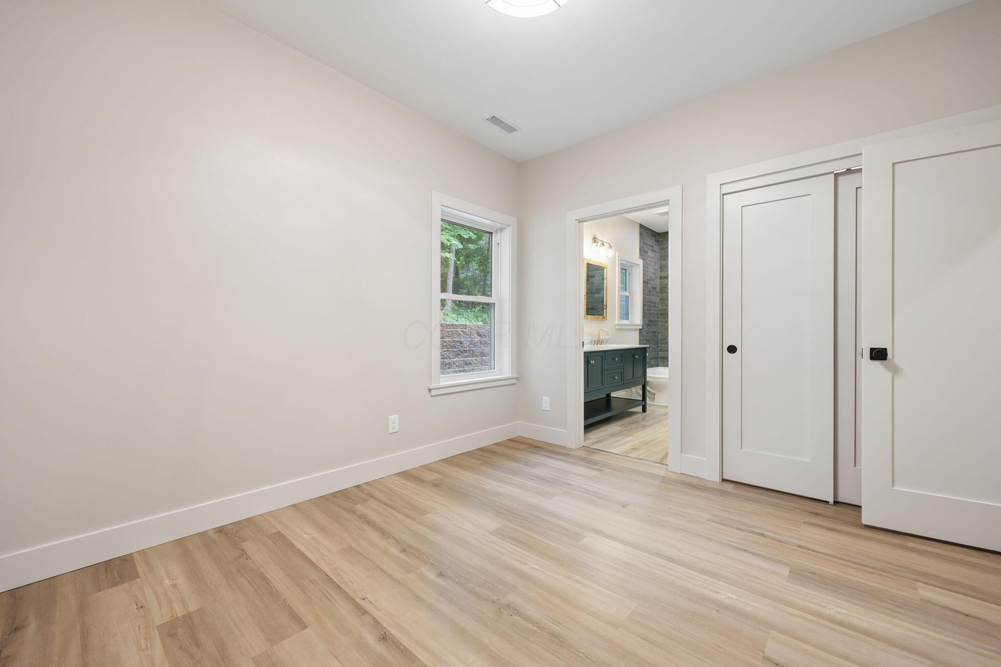 706 Berry Road Property Photo 38