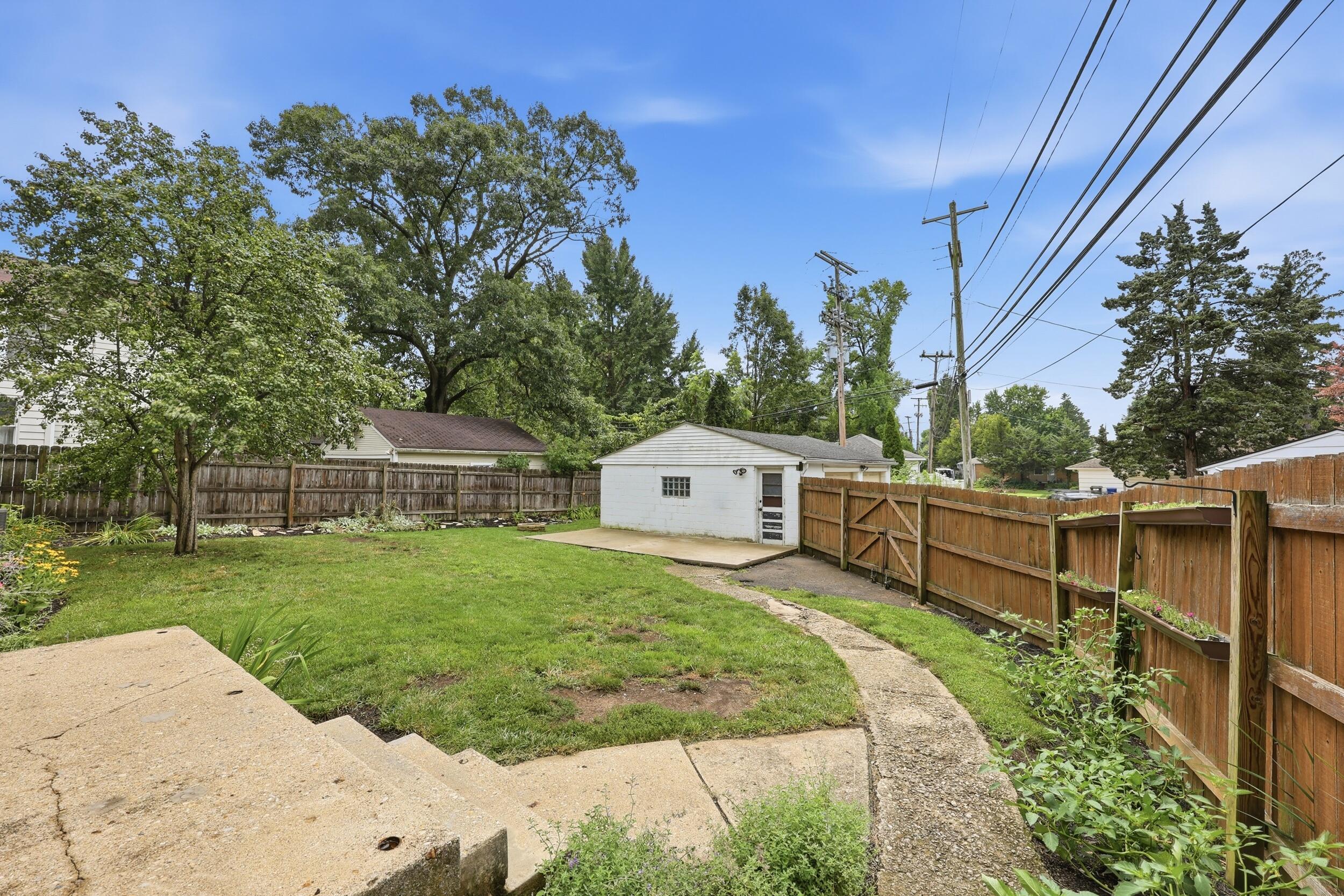 23 Blenheim Road Property Photo 31