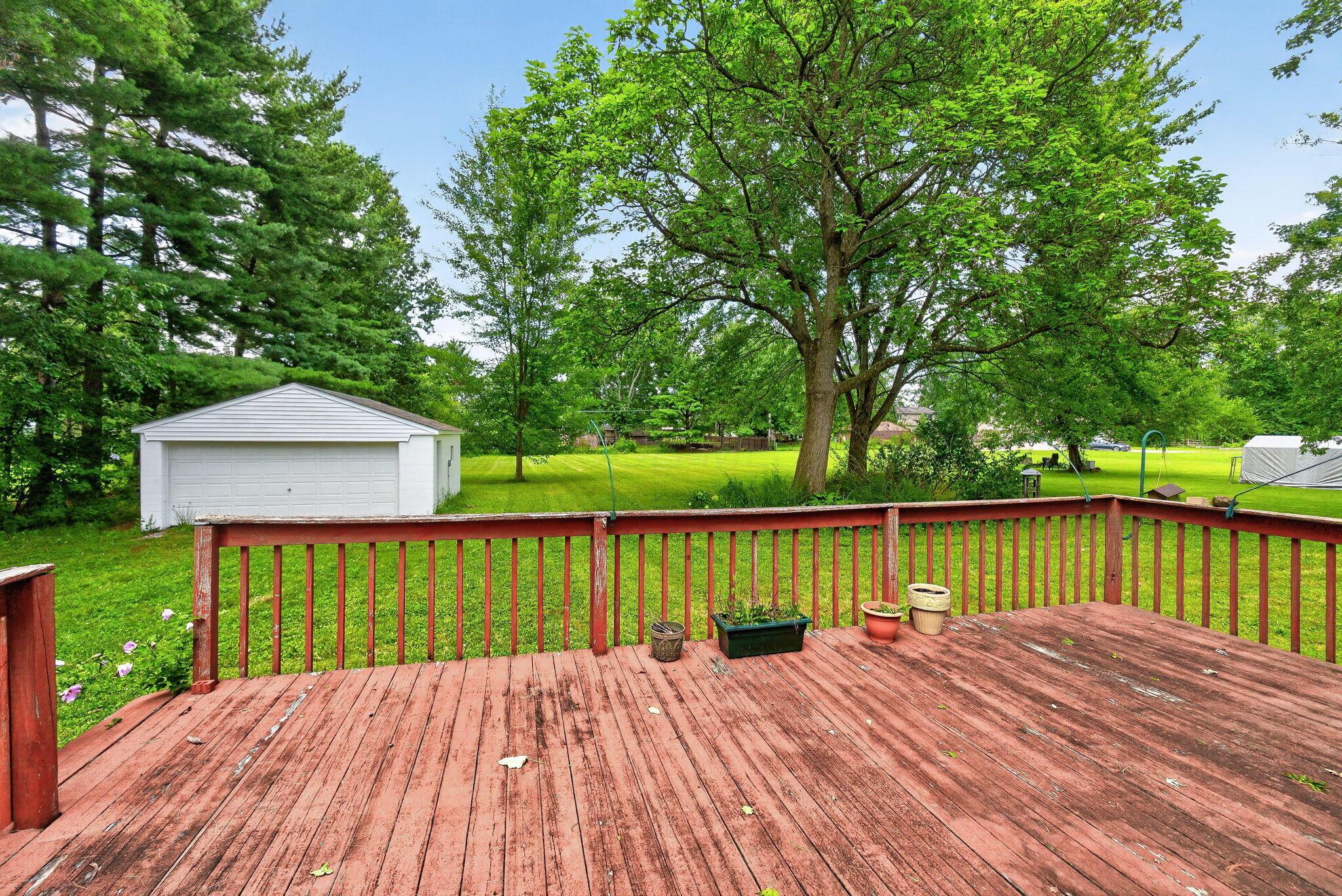 6020 E Walnut Street Property Photo 18