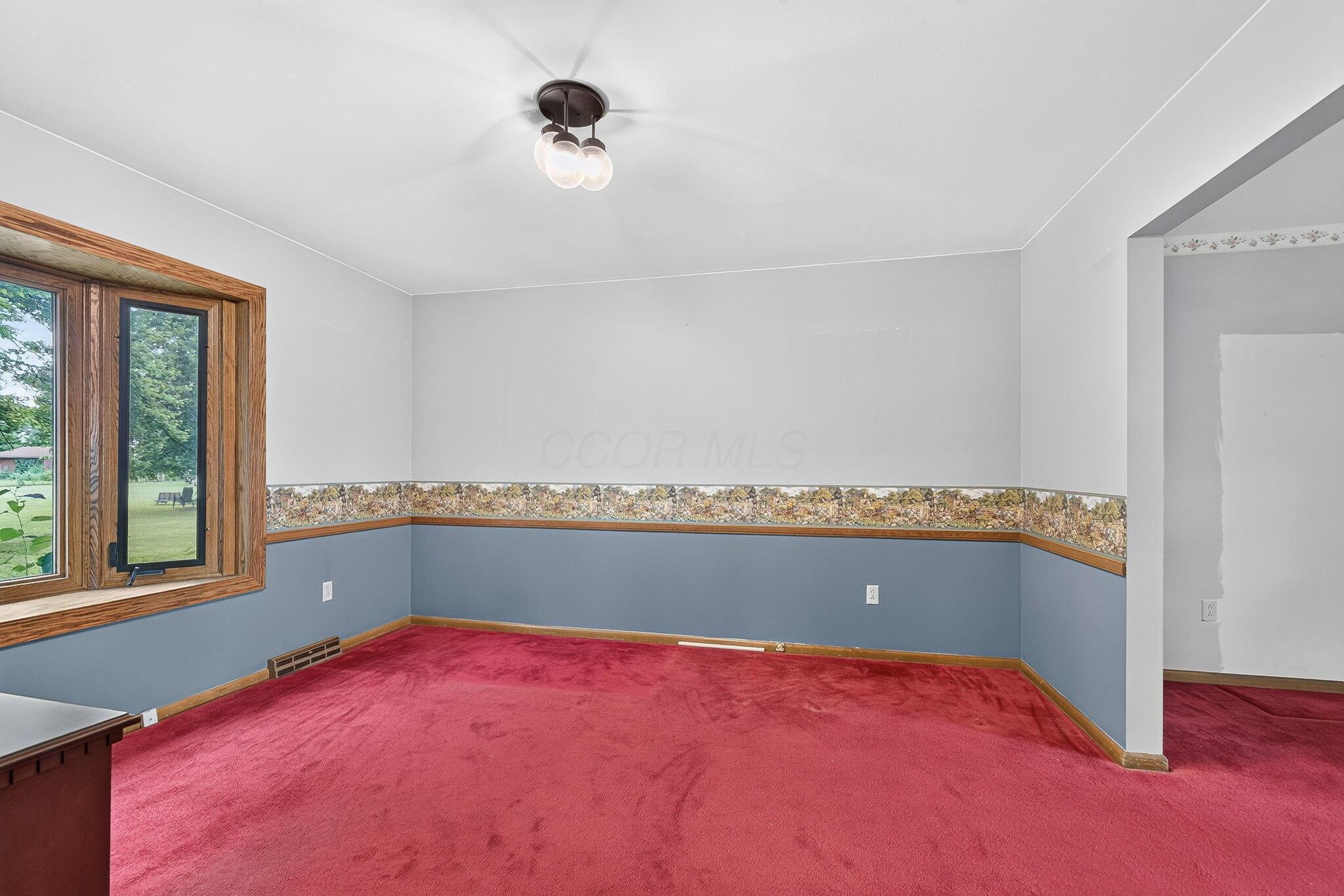 6020 E Walnut Street Property Photo 23