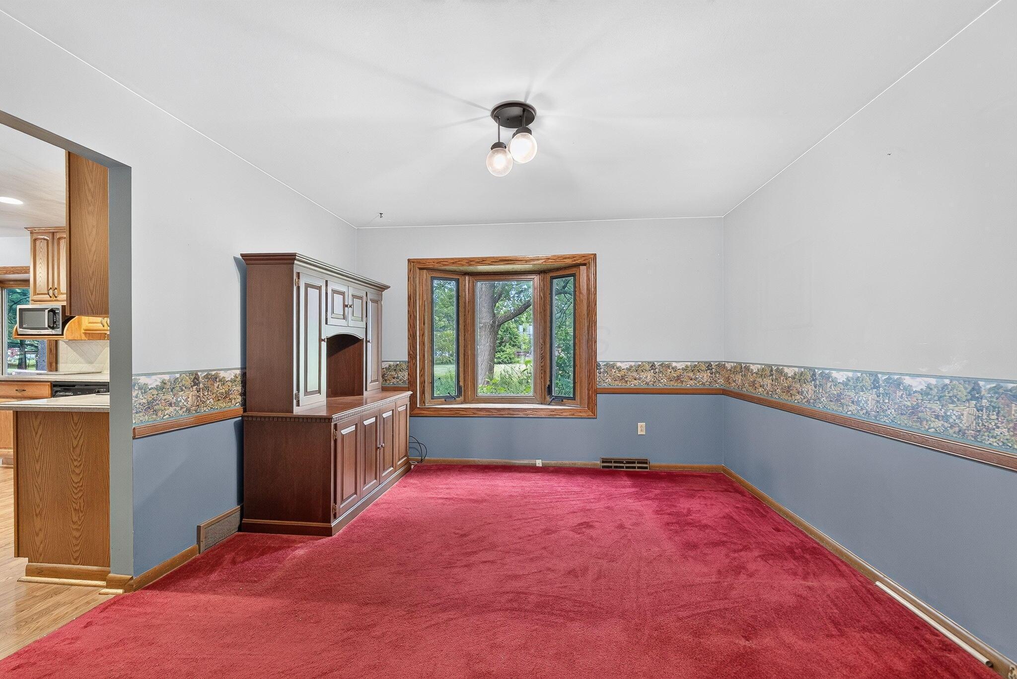 6020 E Walnut Street Property Photo 25